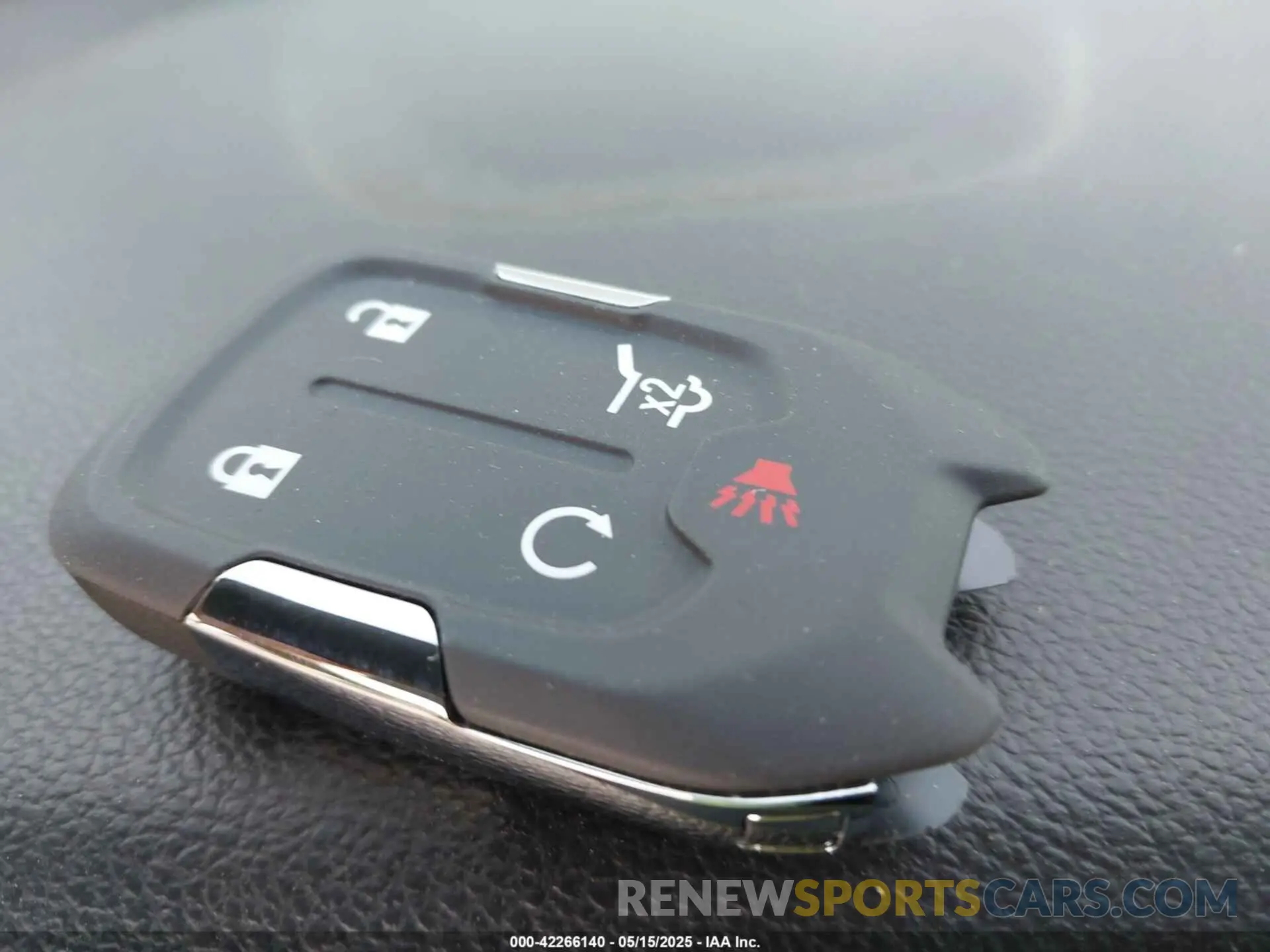 11 Photograph of a damaged car 3GKALMEV8LL186664 GMC TERRAIN 2020