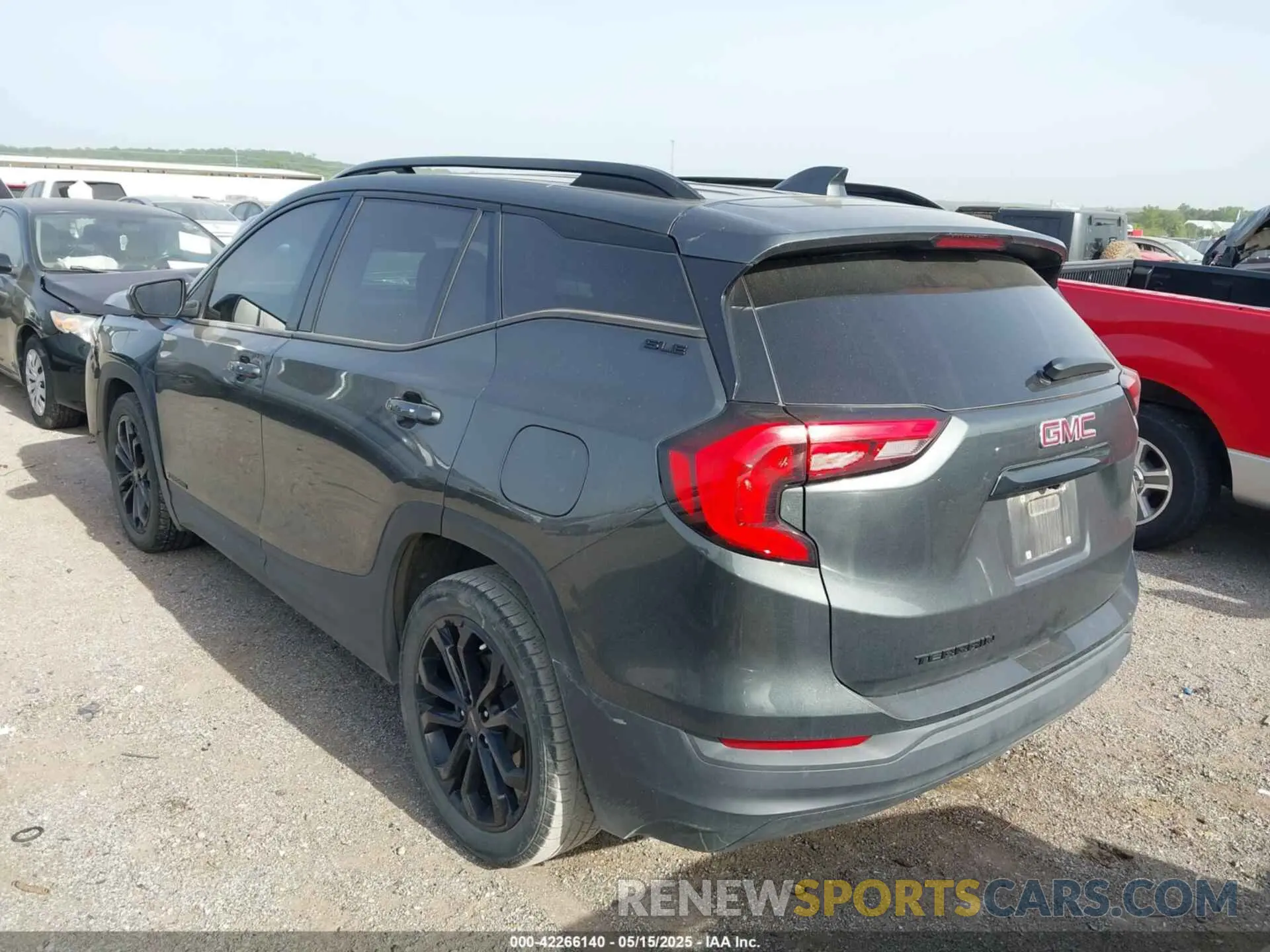 3 Photograph of a damaged car 3GKALMEV8LL186664 GMC TERRAIN 2020
