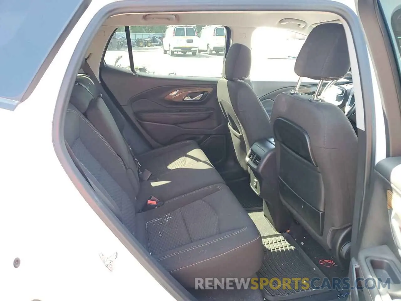 12 Photograph of a damaged car 3GKALMEV8LL204371 GMC TERRAIN 2020