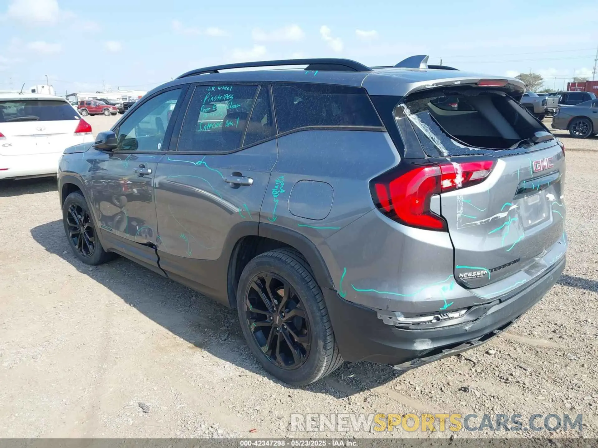 3 Photograph of a damaged car 3GKALMEV9LL111648 GMC TERRAIN 2020