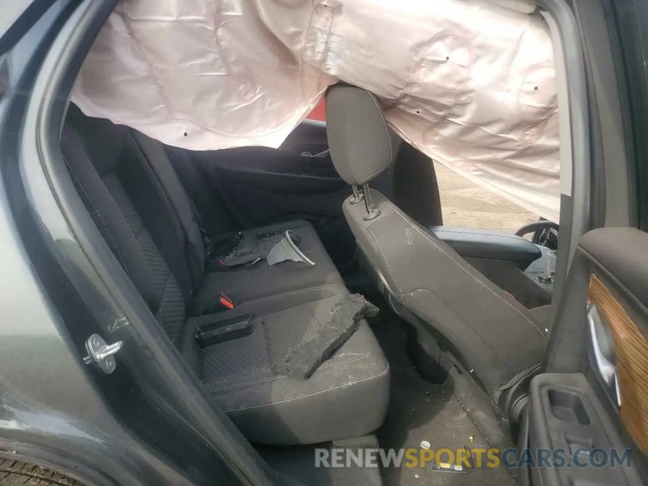 11 Photograph of a damaged car 3GKALMEV9LL134752 GMC TERRAIN 2020
