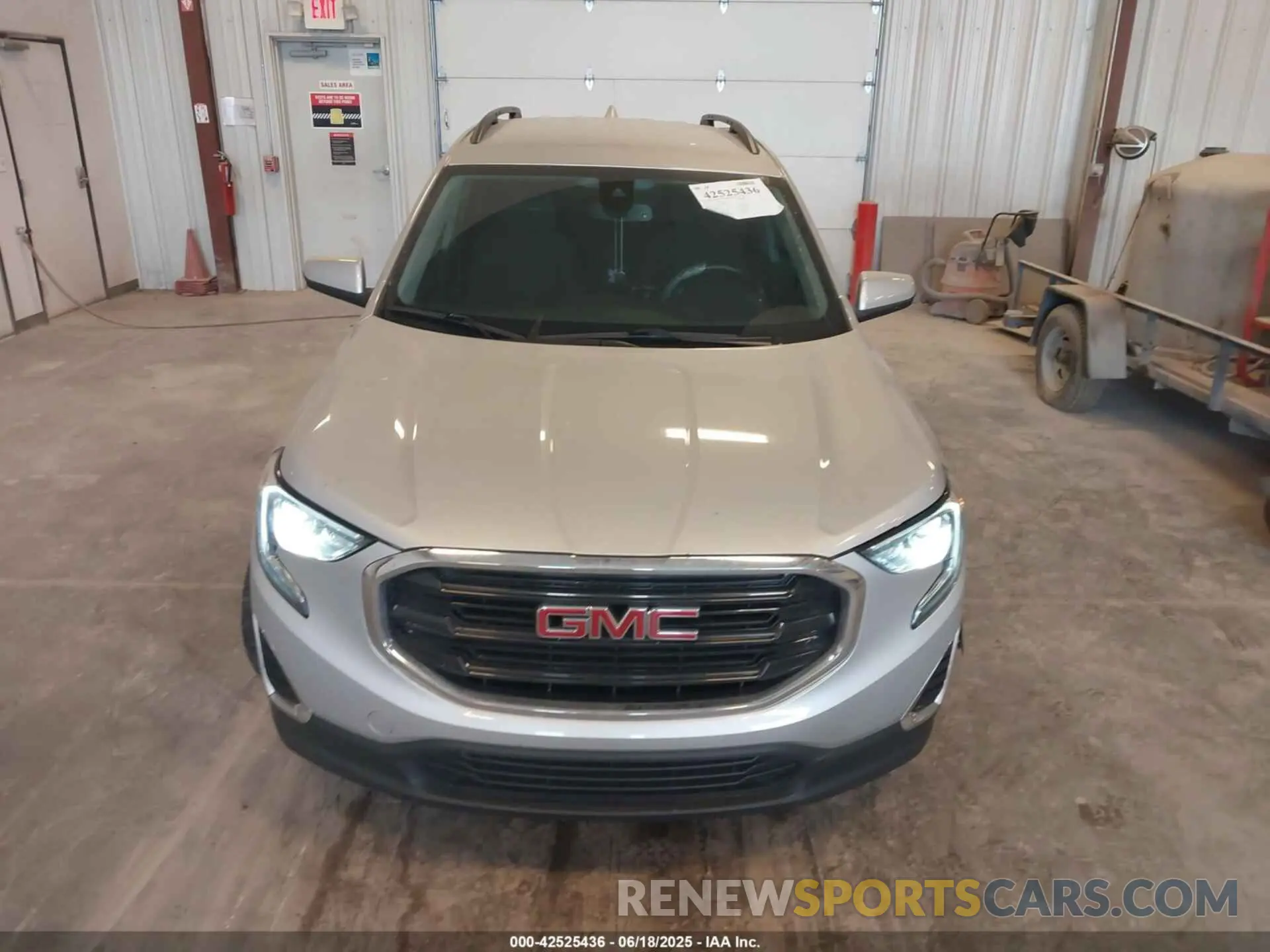 12 Photograph of a damaged car 3GKALMEV9LL178864 GMC TERRAIN 2020