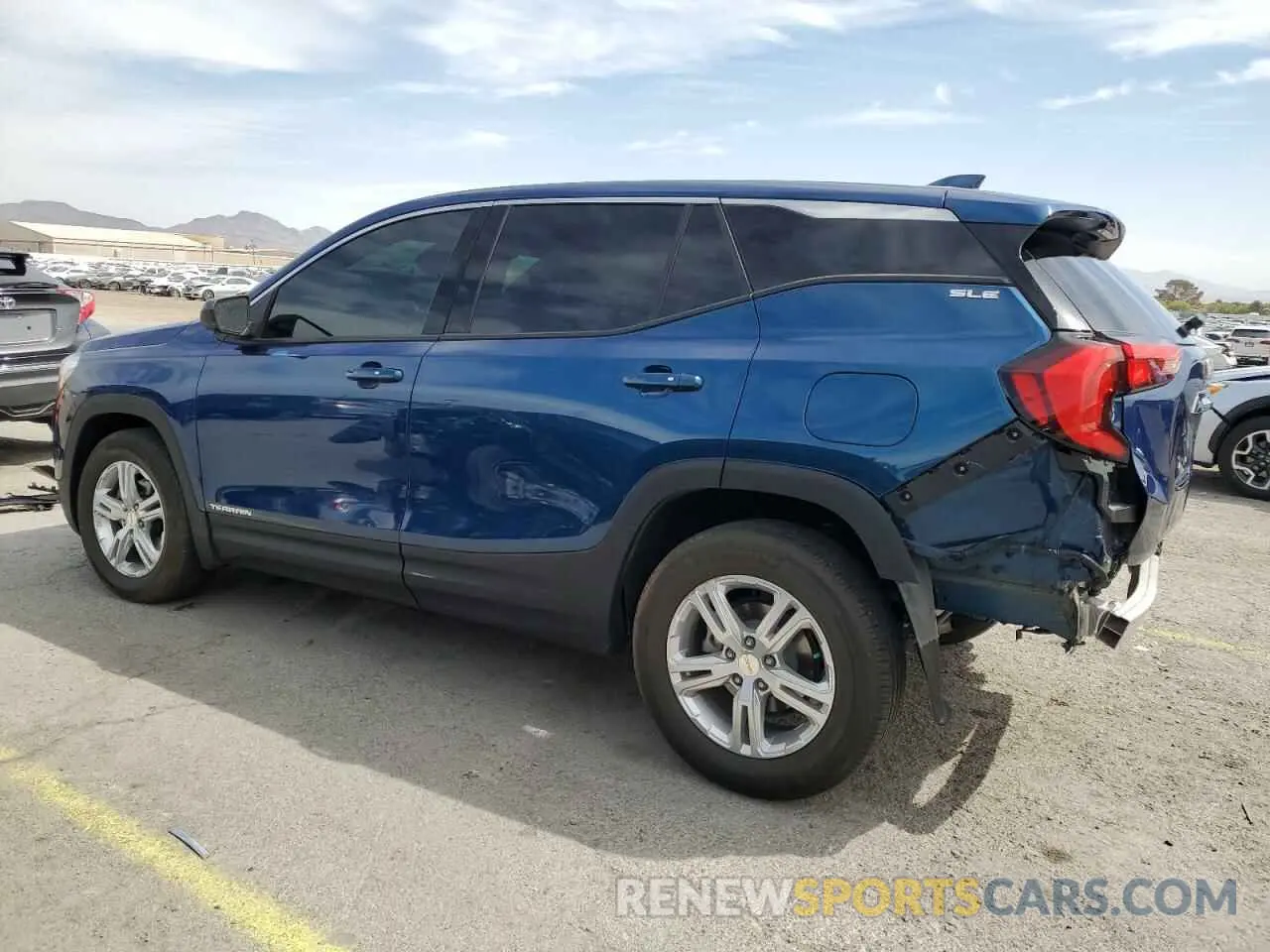2 Photograph of a damaged car 3GKALMEV9LL184826 GMC TERRAIN 2020