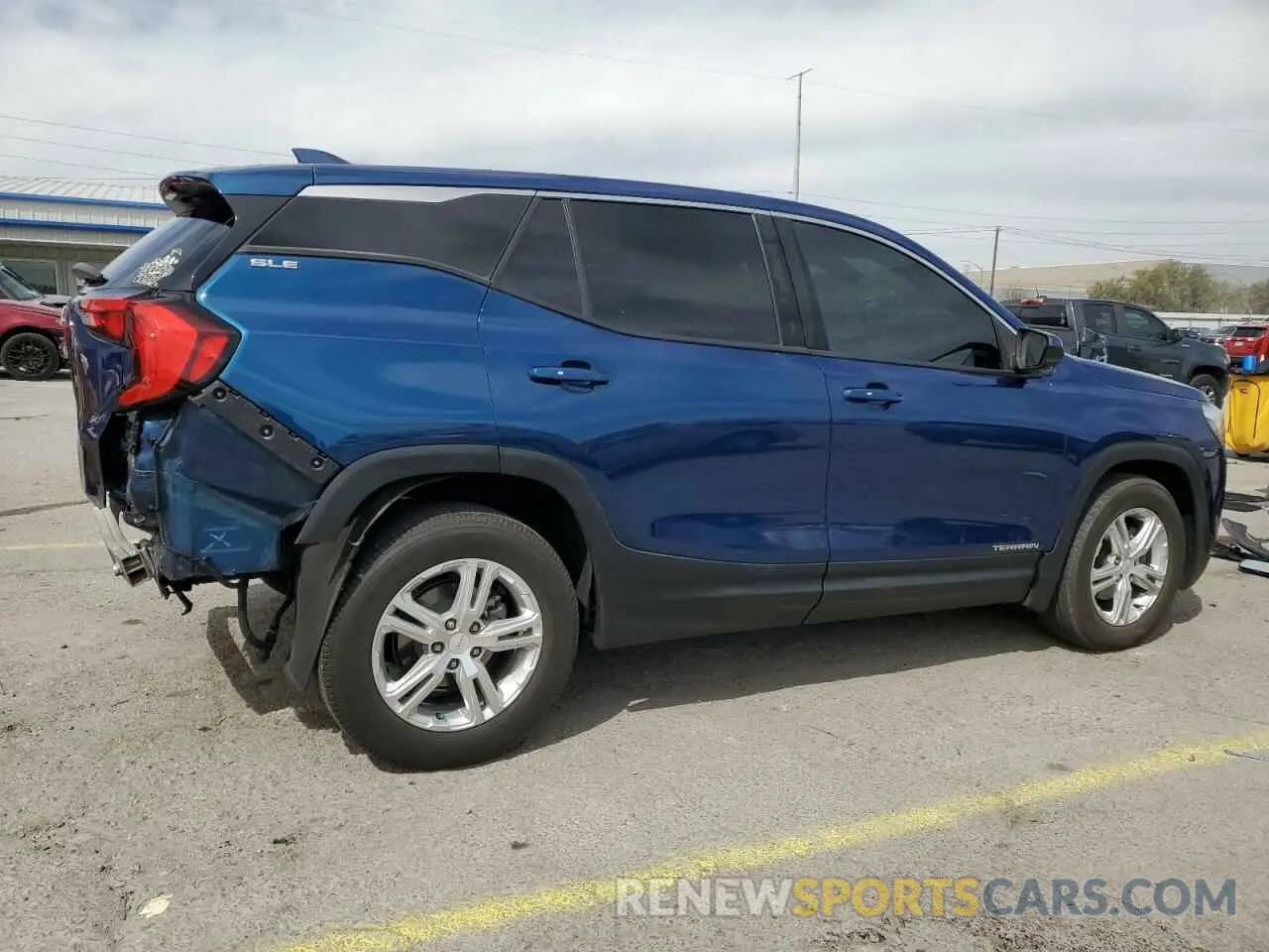 3 Photograph of a damaged car 3GKALMEV9LL184826 GMC TERRAIN 2020