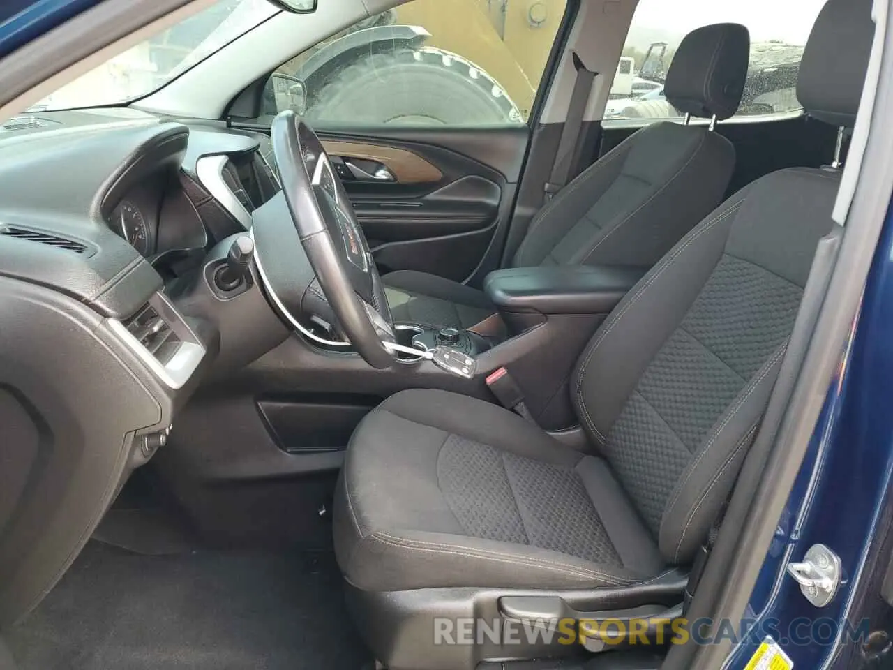 7 Photograph of a damaged car 3GKALMEV9LL184826 GMC TERRAIN 2020