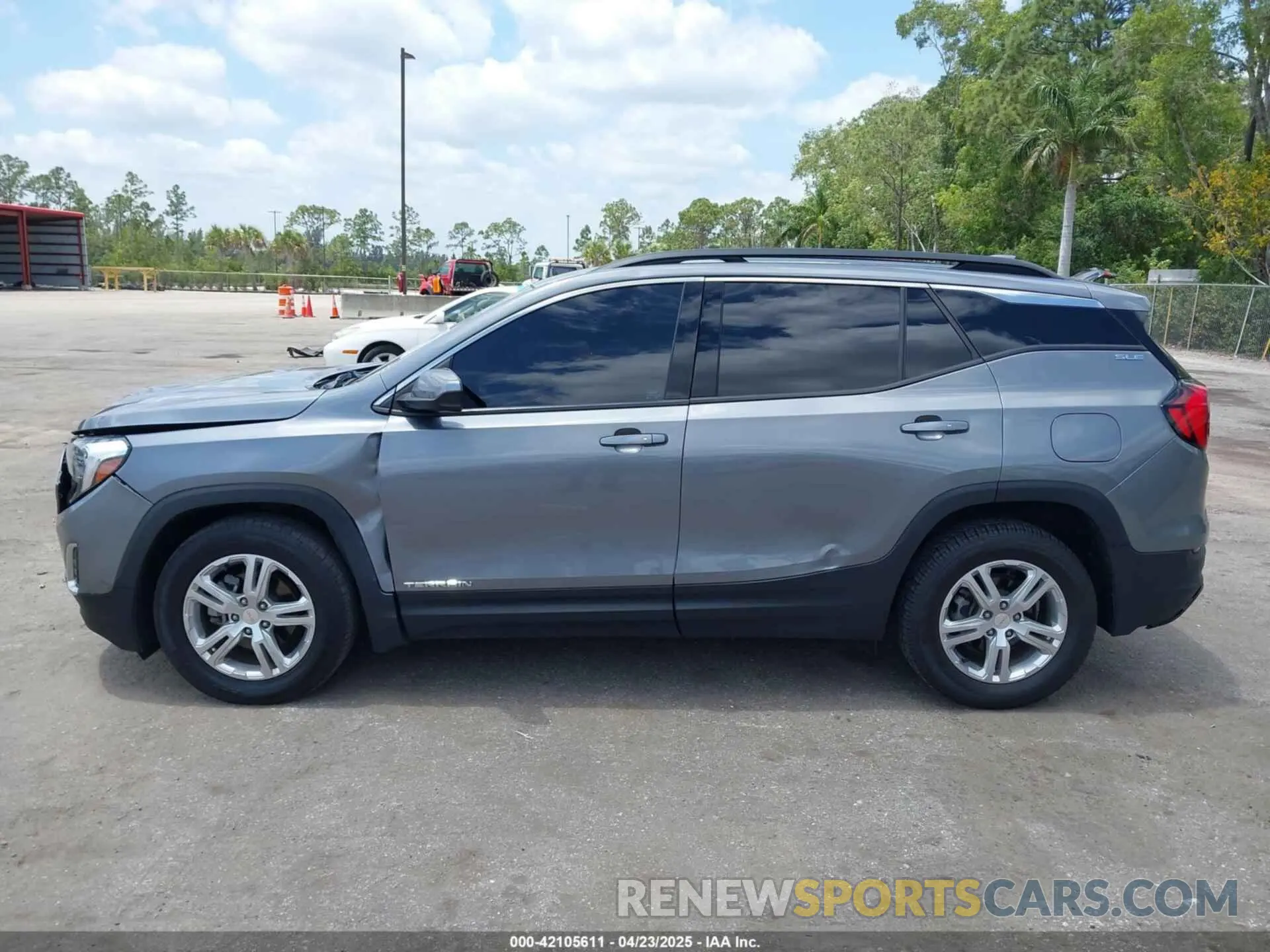 14 Photograph of a damaged car 3GKALMEV9LL187161 GMC TERRAIN 2020