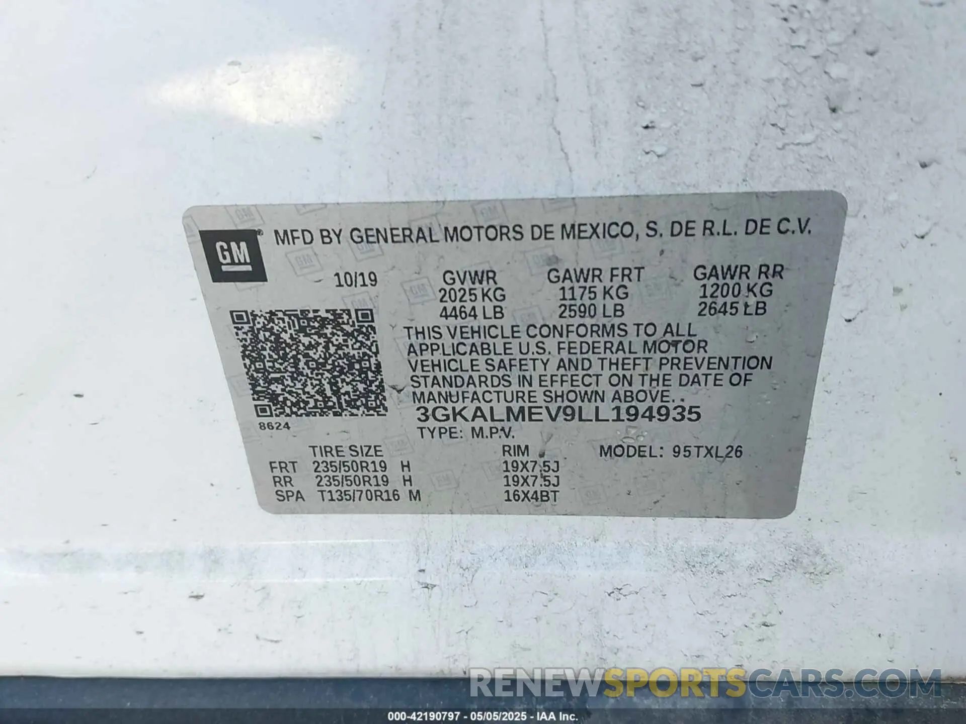 9 Photograph of a damaged car 3GKALMEV9LL194935 GMC TERRAIN 2020