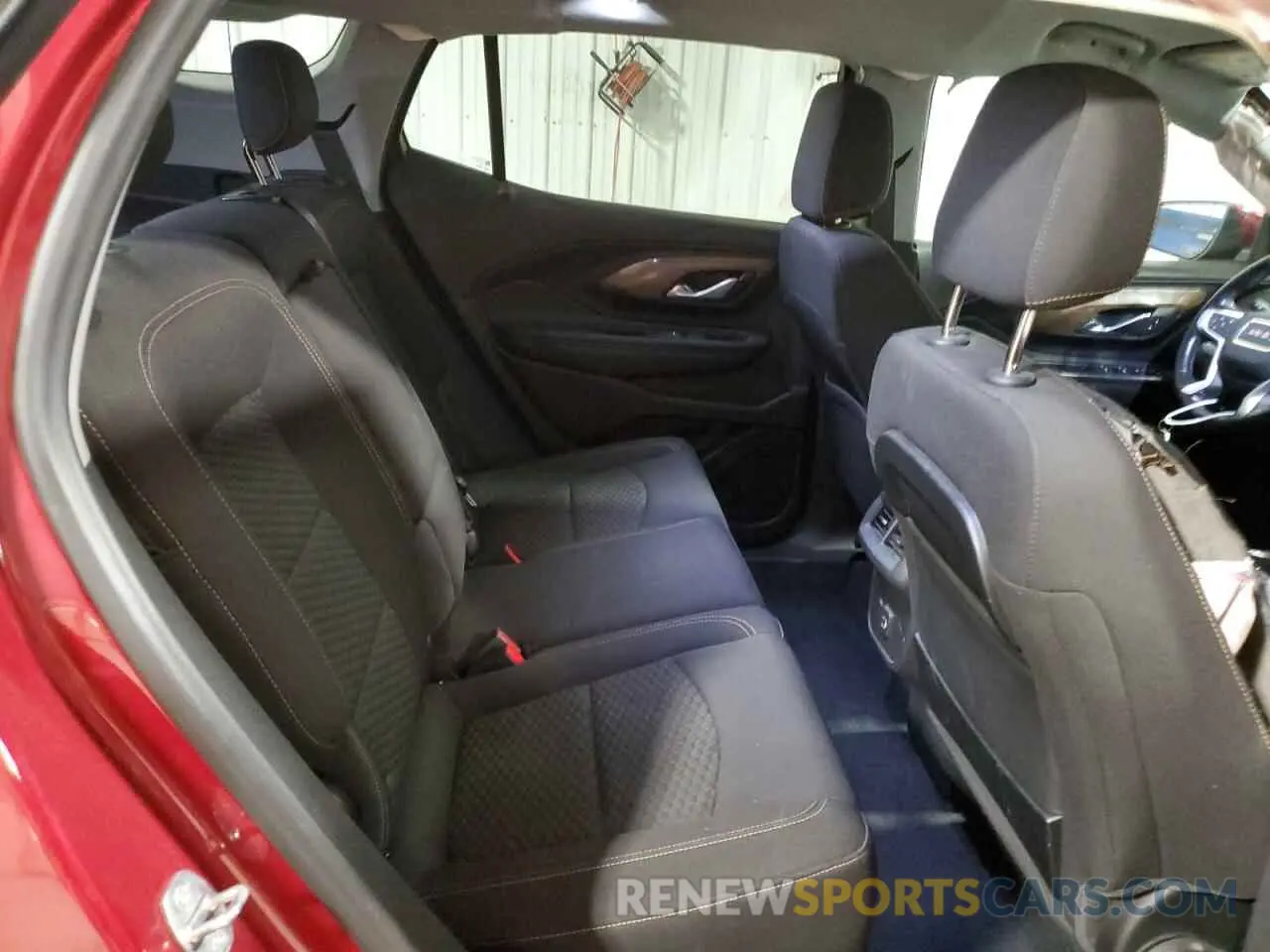 11 Photograph of a damaged car 3GKALMEV9LL202659 GMC TERRAIN 2020