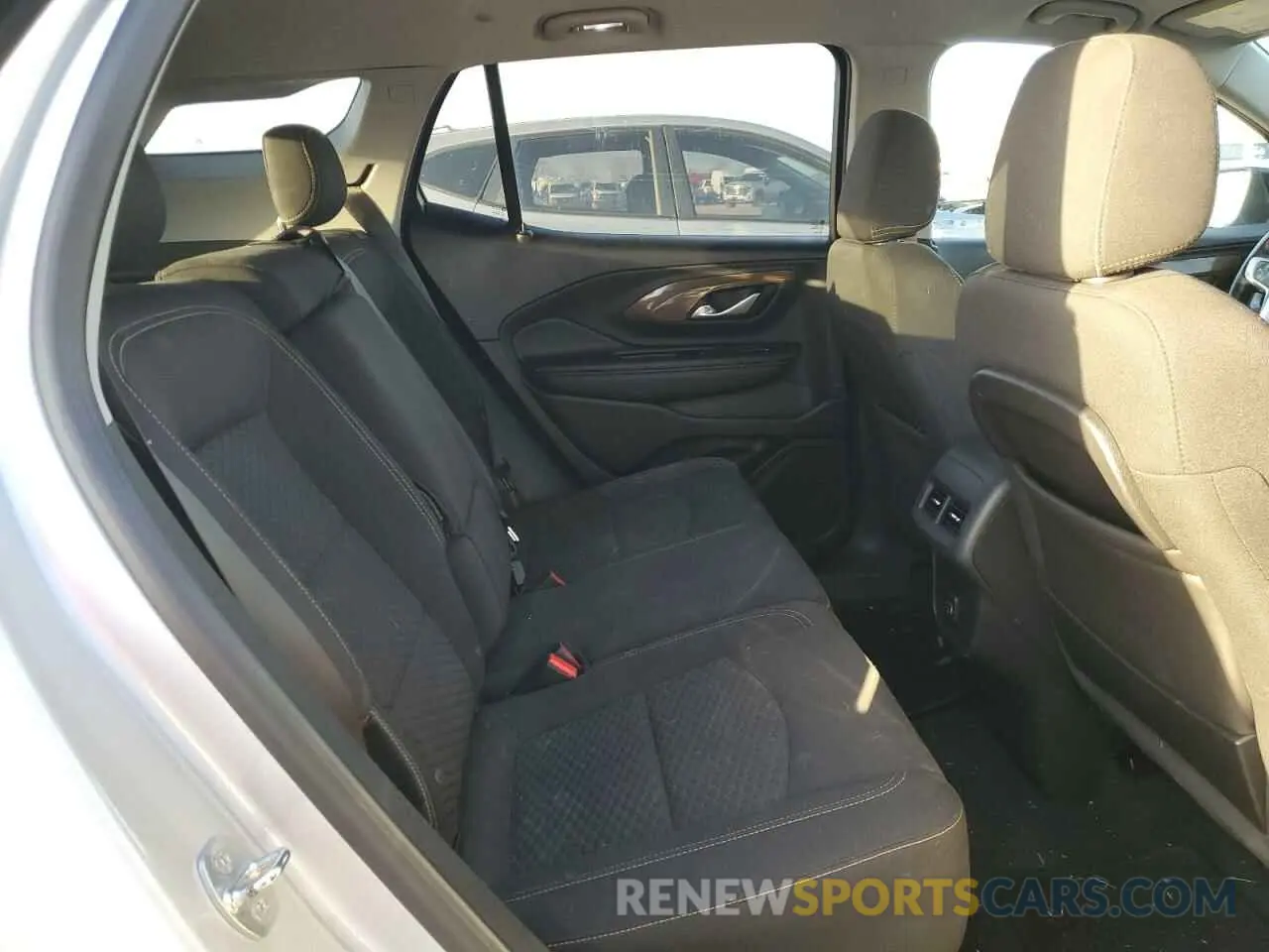11 Photograph of a damaged car 3GKALMEV9LL307153 GMC TERRAIN 2020