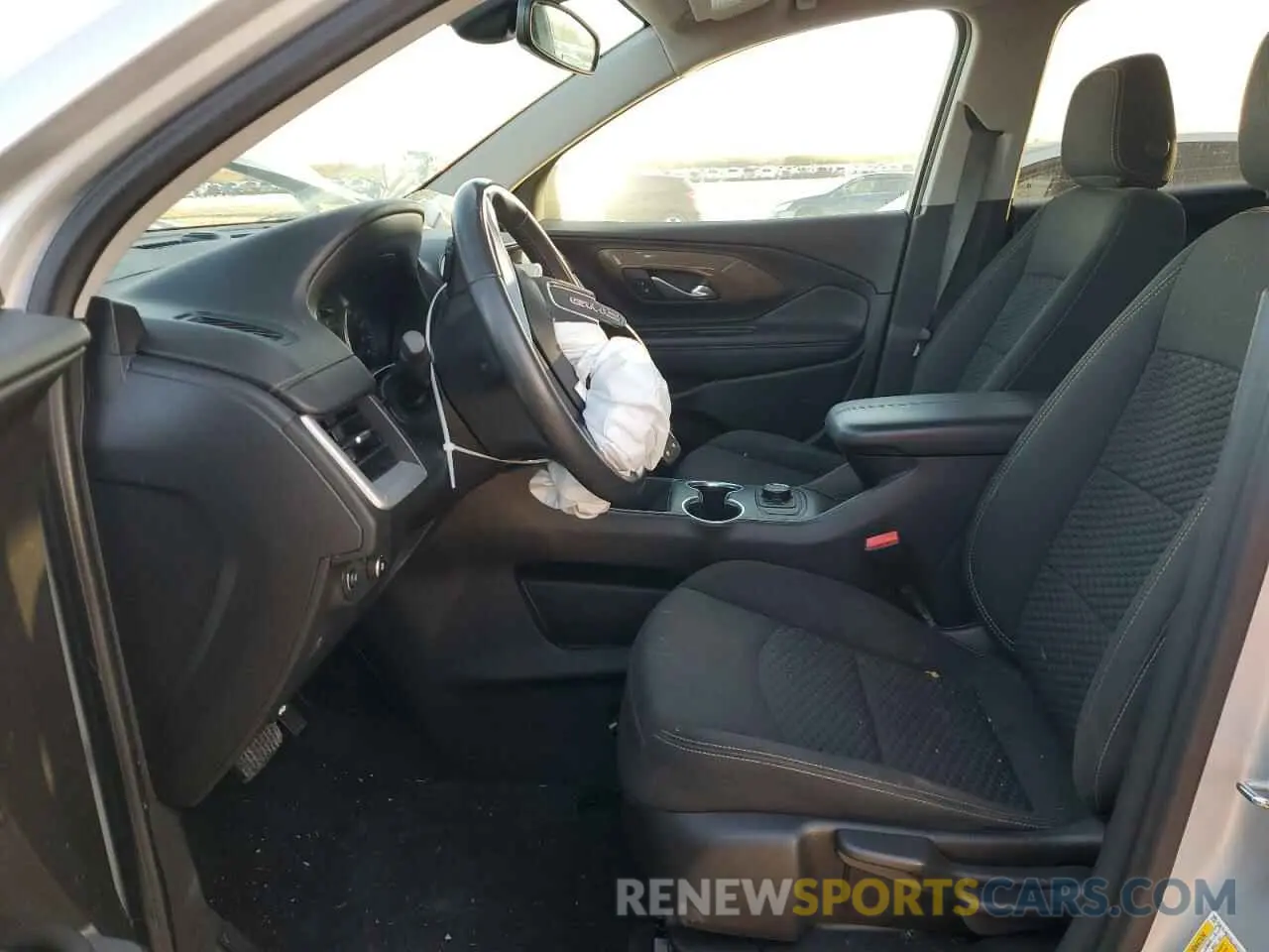 7 Photograph of a damaged car 3GKALMEV9LL307153 GMC TERRAIN 2020