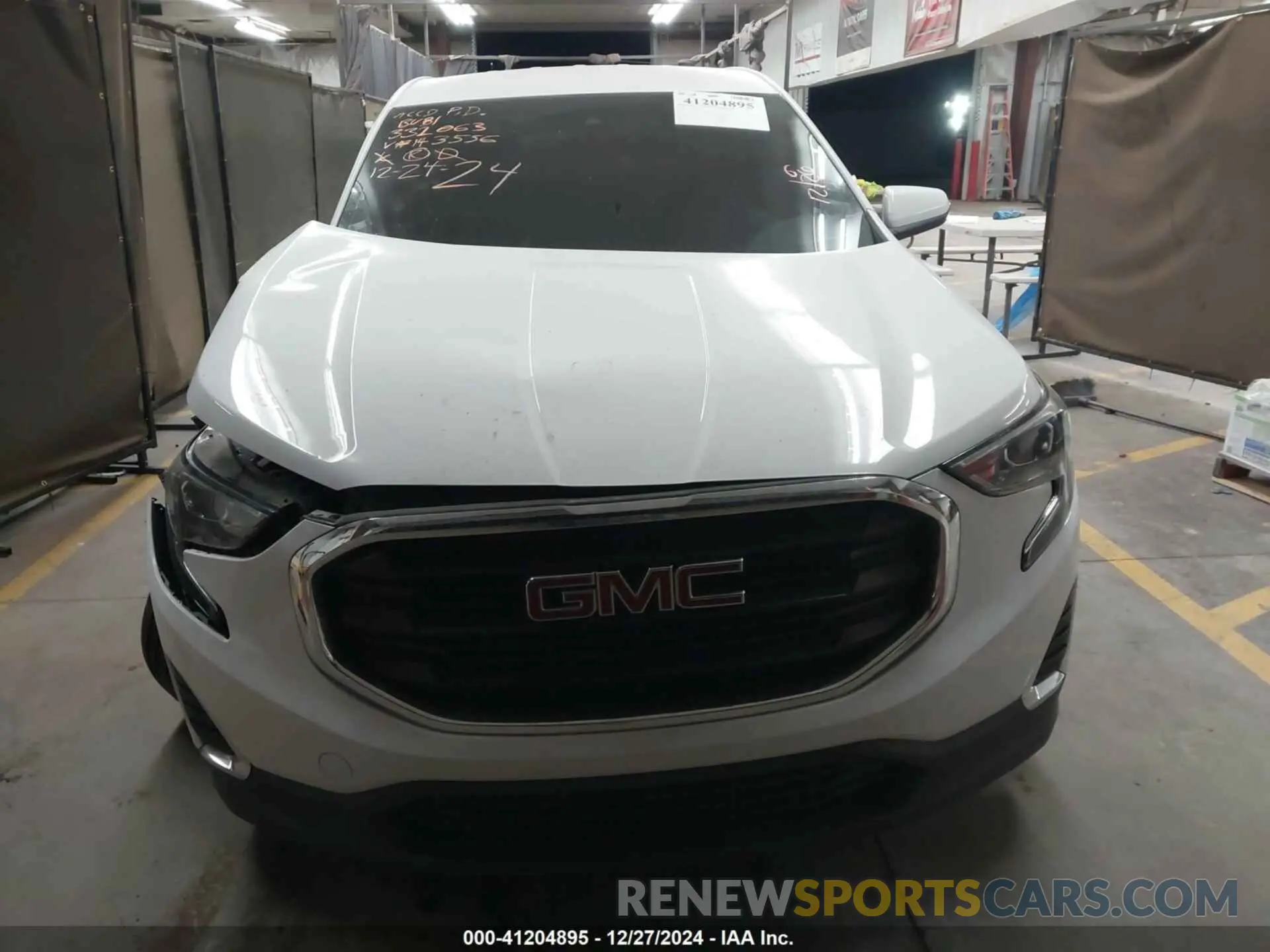 11 Photograph of a damaged car 3GKALMEVXLL143556 GMC TERRAIN 2020
