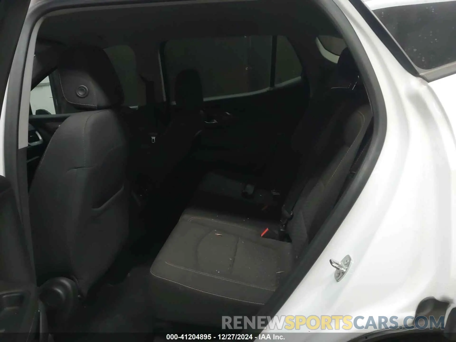 8 Photograph of a damaged car 3GKALMEVXLL143556 GMC TERRAIN 2020
