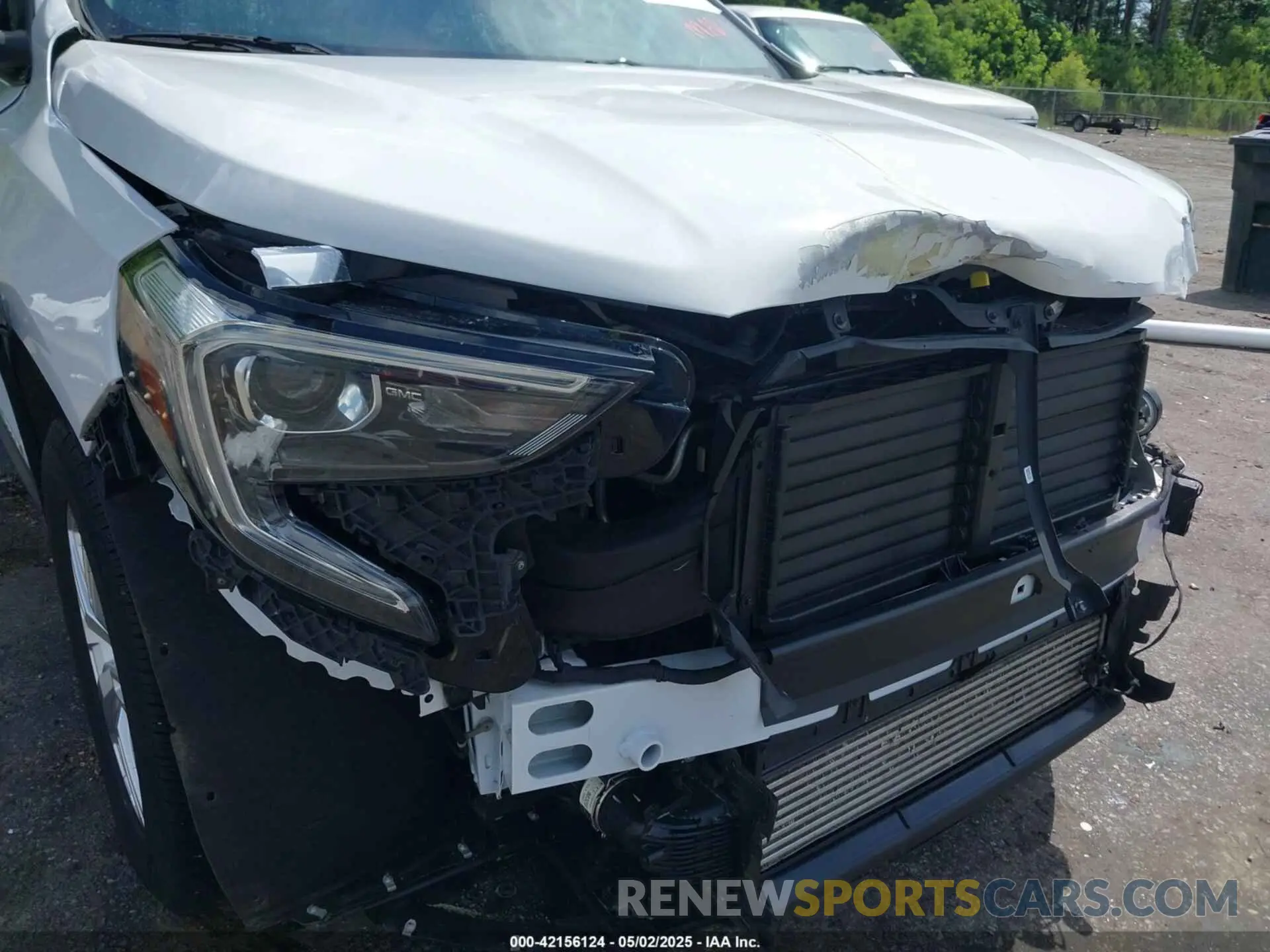 19 Photograph of a damaged car 3GKALMEVXLL298642 GMC TERRAIN 2020