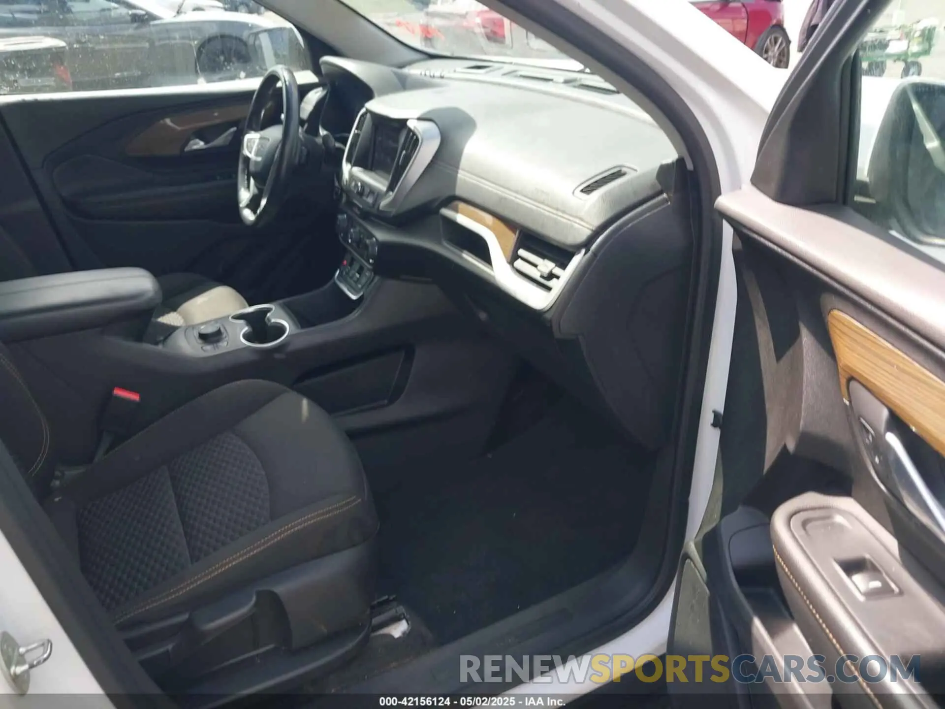 5 Photograph of a damaged car 3GKALMEVXLL298642 GMC TERRAIN 2020