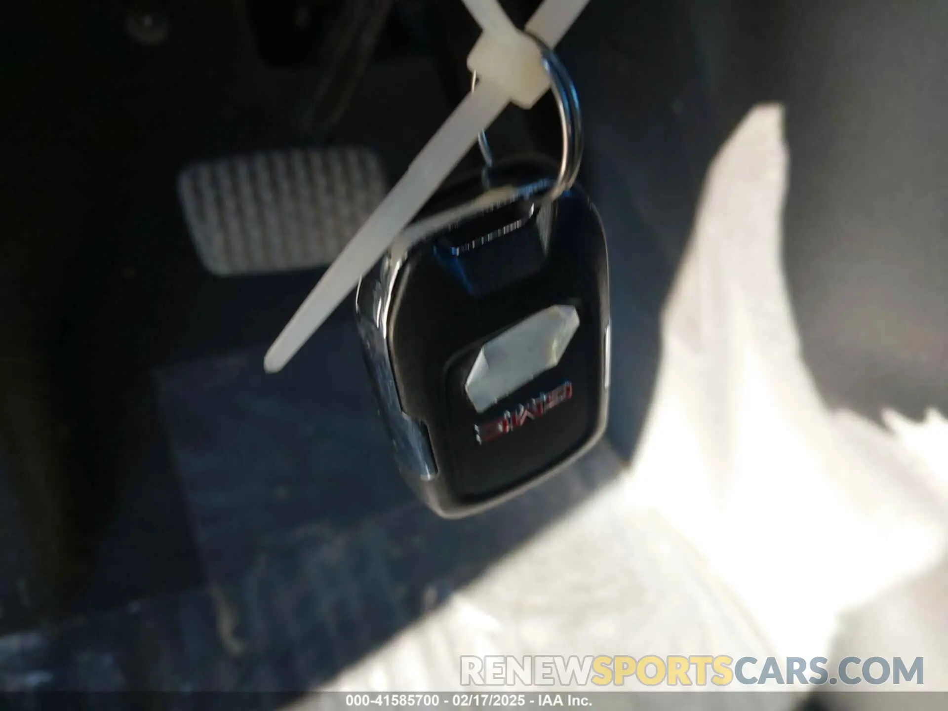 11 Photograph of a damaged car 3GKALMEVXLL307890 GMC TERRAIN 2020