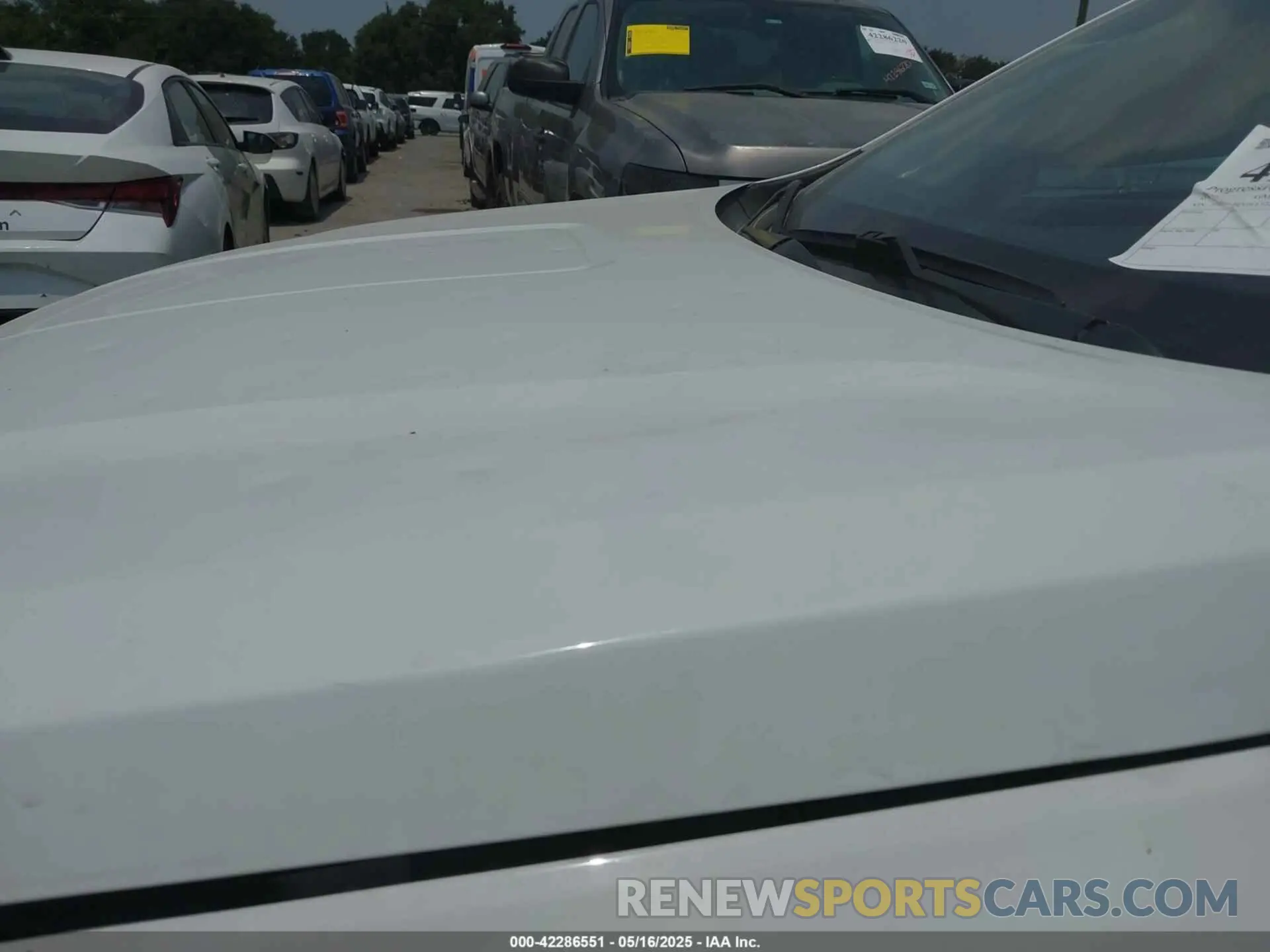 6 Photograph of a damaged car 3GKALPEV0LL122104 GMC TERRAIN 2020
