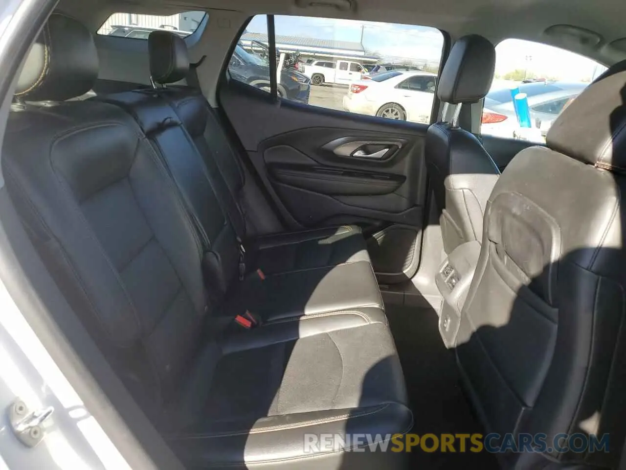 11 Photograph of a damaged car 3GKALPEV0LL255154 GMC TERRAIN 2020