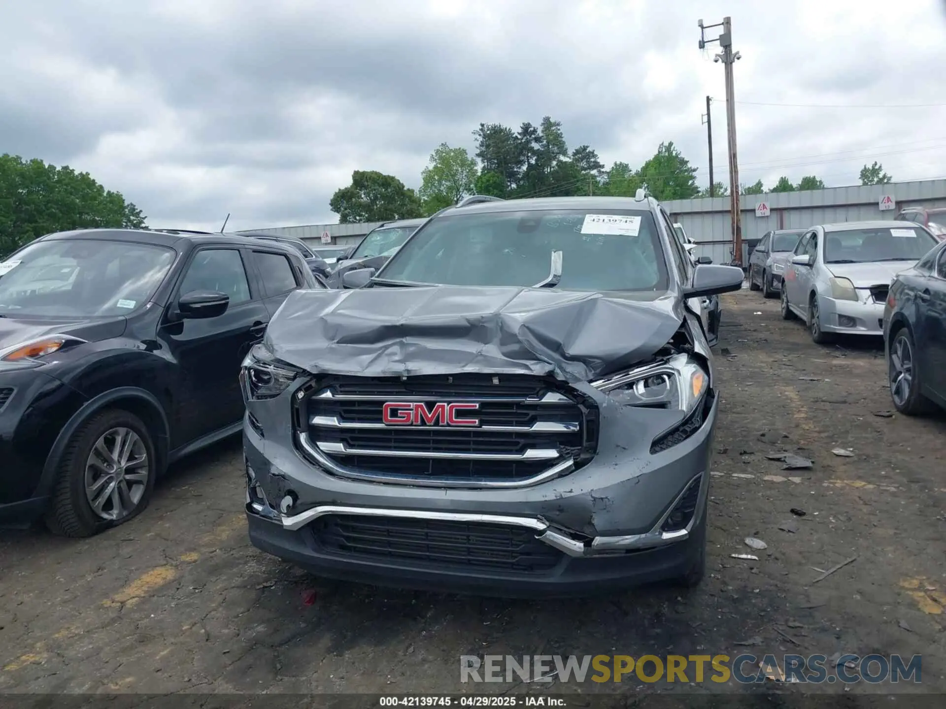 12 Photograph of a damaged car 3GKALPEV1LL248133 GMC TERRAIN 2020