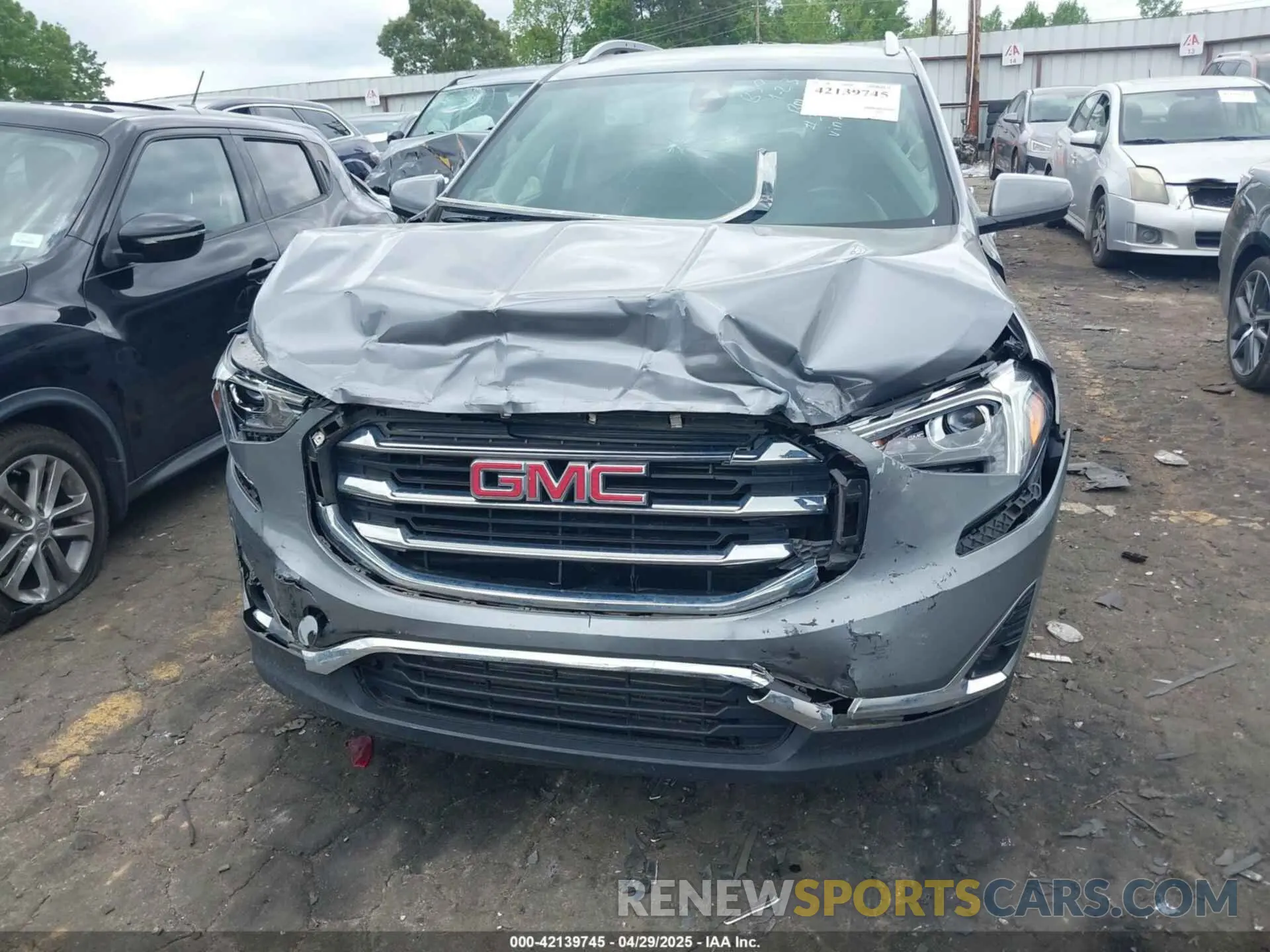 6 Photograph of a damaged car 3GKALPEV1LL248133 GMC TERRAIN 2020