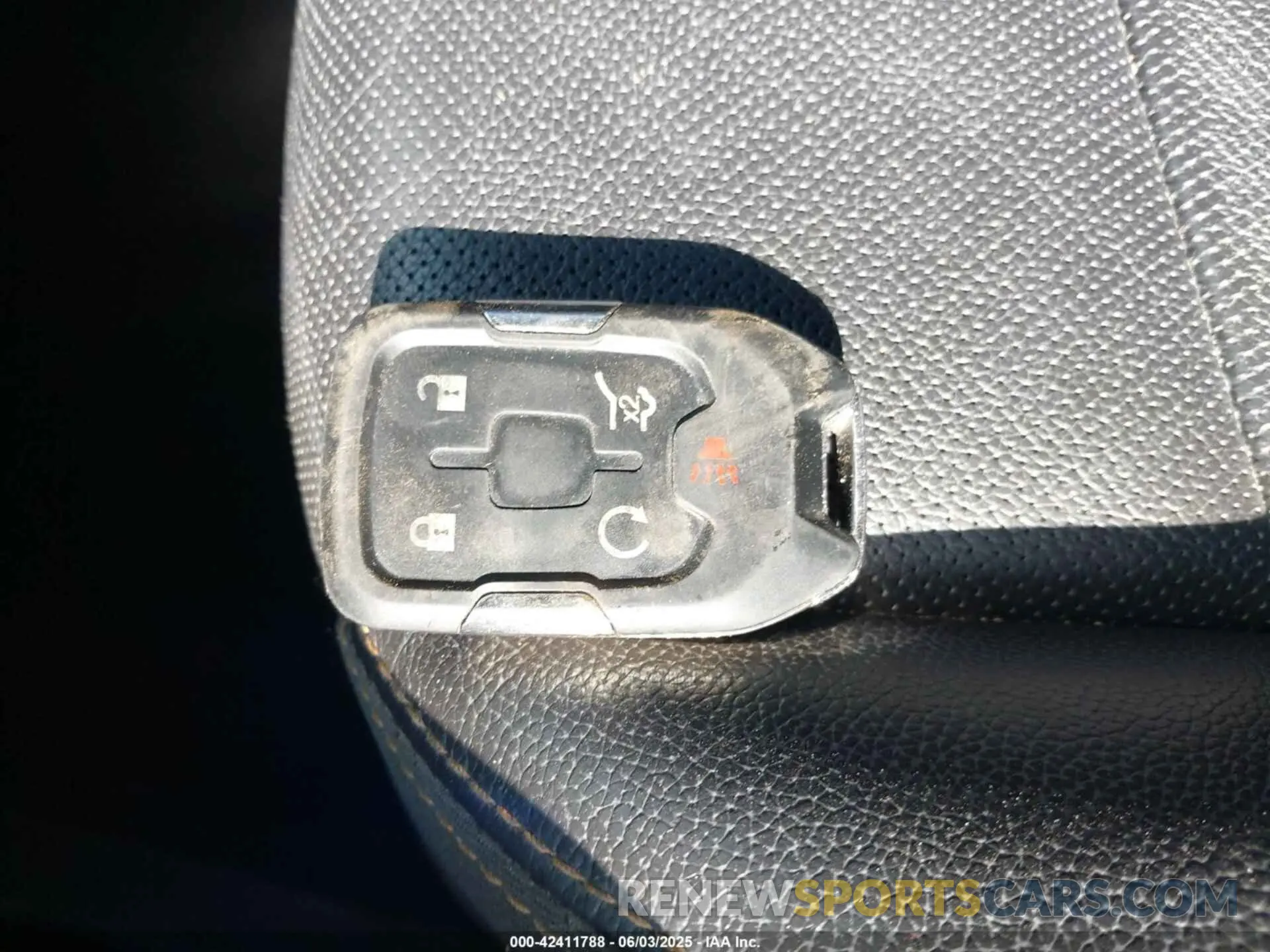 11 Photograph of a damaged car 3GKALPEV1LL297977 GMC TERRAIN 2020