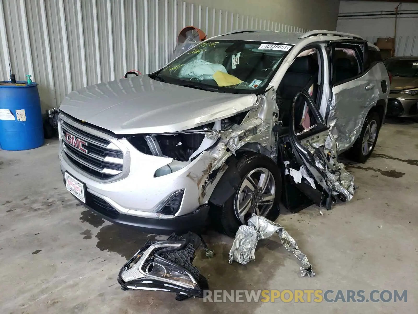 2 Photograph of a damaged car 3GKALPEV2LL134237 GMC TERRAIN 2020