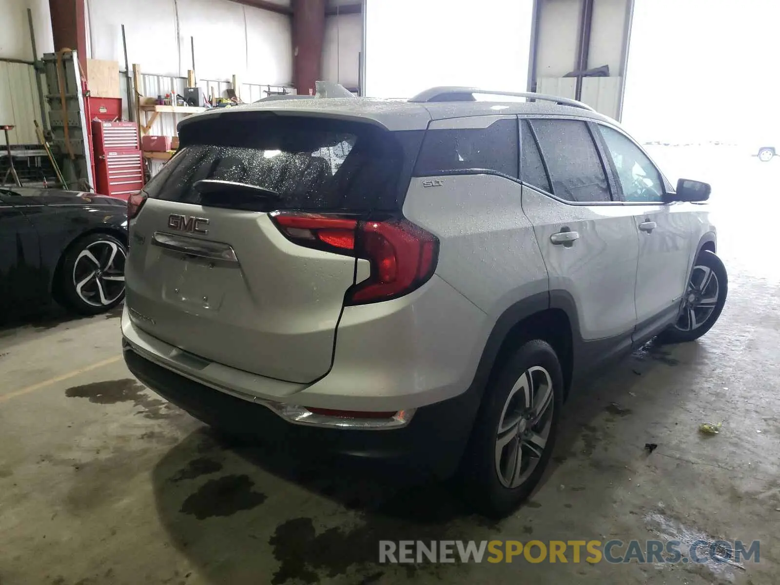 4 Photograph of a damaged car 3GKALPEV2LL134237 GMC TERRAIN 2020