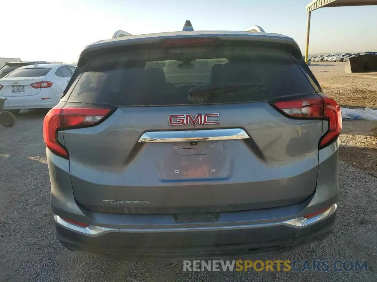 6 Photograph of a damaged car 3GKALPEV2LL242535 GMC TERRAIN 2020