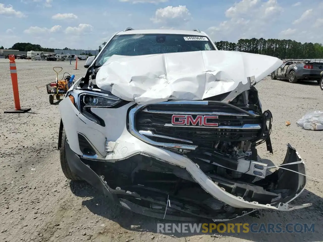 5 Photograph of a damaged car 3GKALPEV2LL243829 GMC TERRAIN 2020