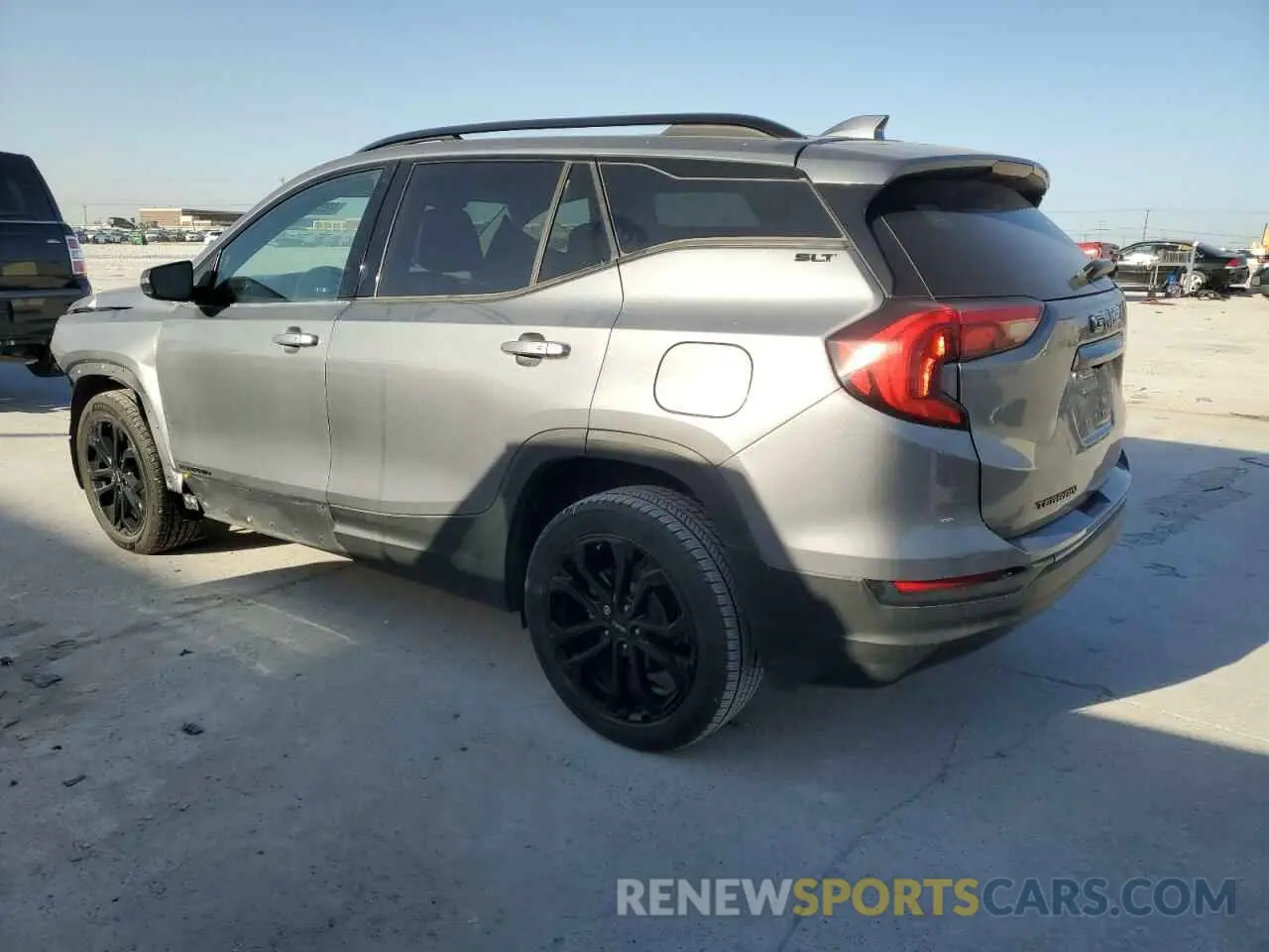 2 Photograph of a damaged car 3GKALPEV2LL345194 GMC TERRAIN 2020