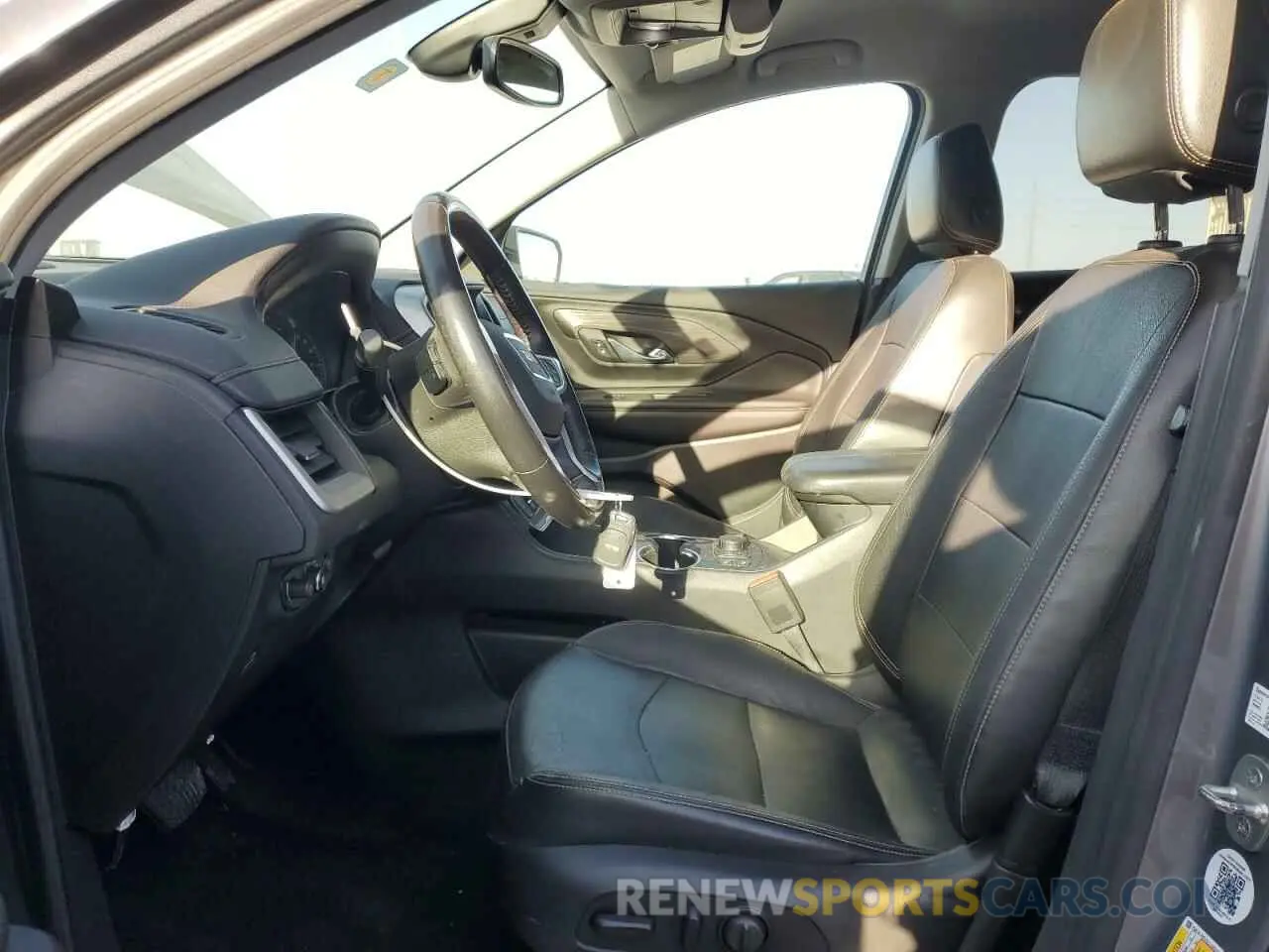 7 Photograph of a damaged car 3GKALPEV2LL345194 GMC TERRAIN 2020