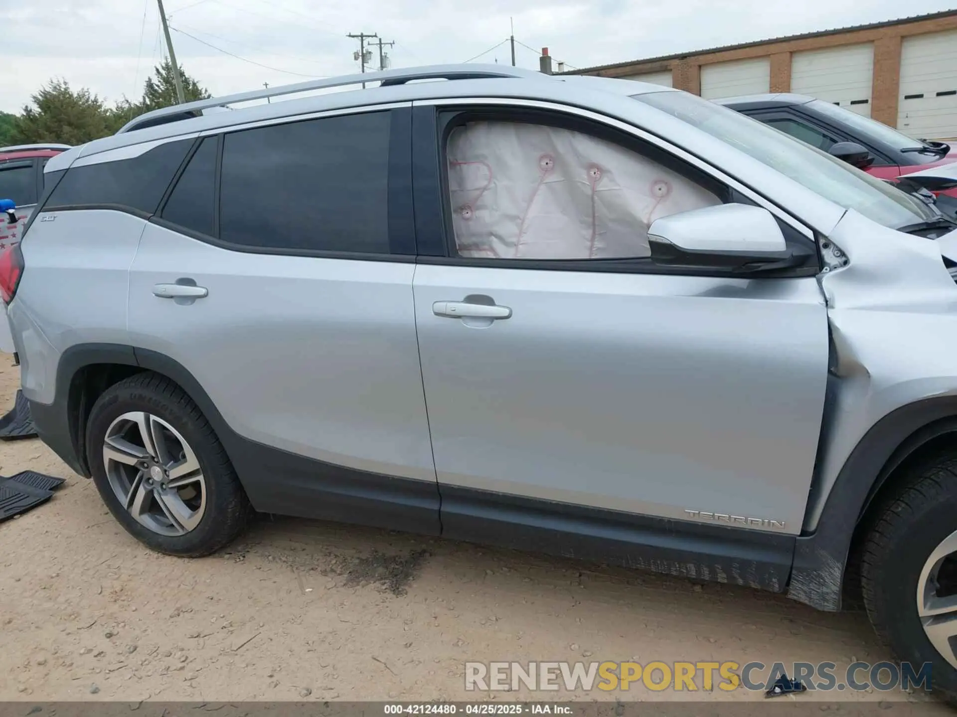 13 Photograph of a damaged car 3GKALPEV3LL307876 GMC TERRAIN 2020