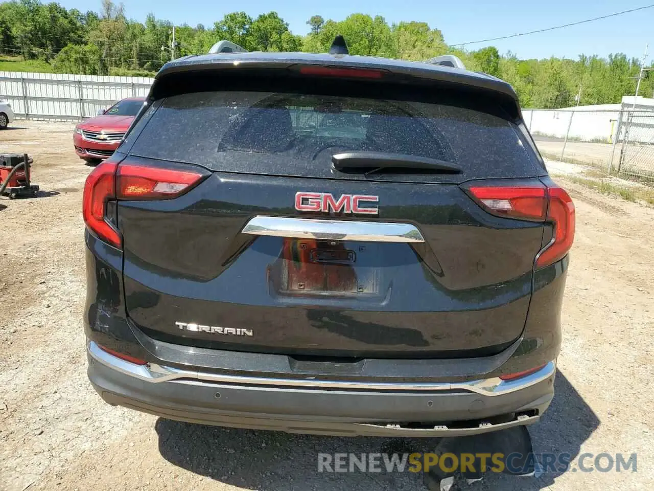 6 Photograph of a damaged car 3GKALPEV4LL161830 GMC TERRAIN 2020