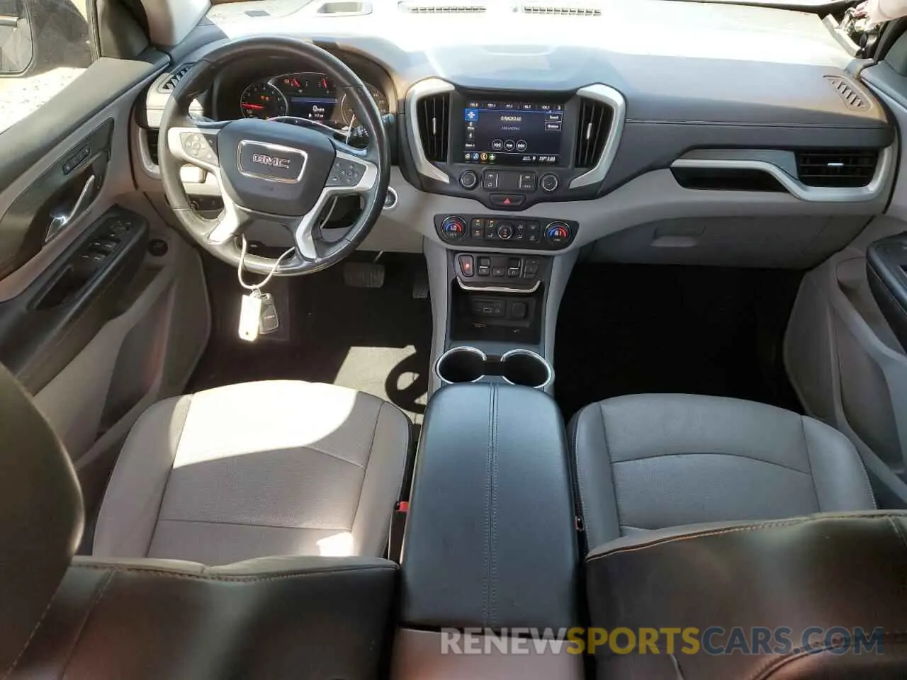 8 Photograph of a damaged car 3GKALPEV4LL161830 GMC TERRAIN 2020
