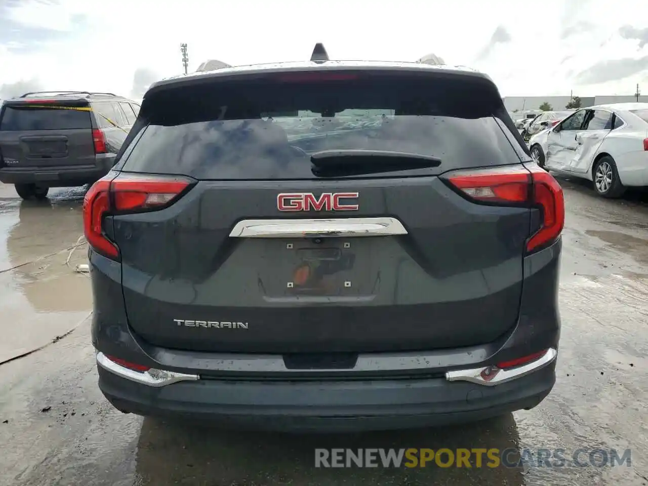 6 Photograph of a damaged car 3GKALPEV4LL189434 GMC TERRAIN 2020