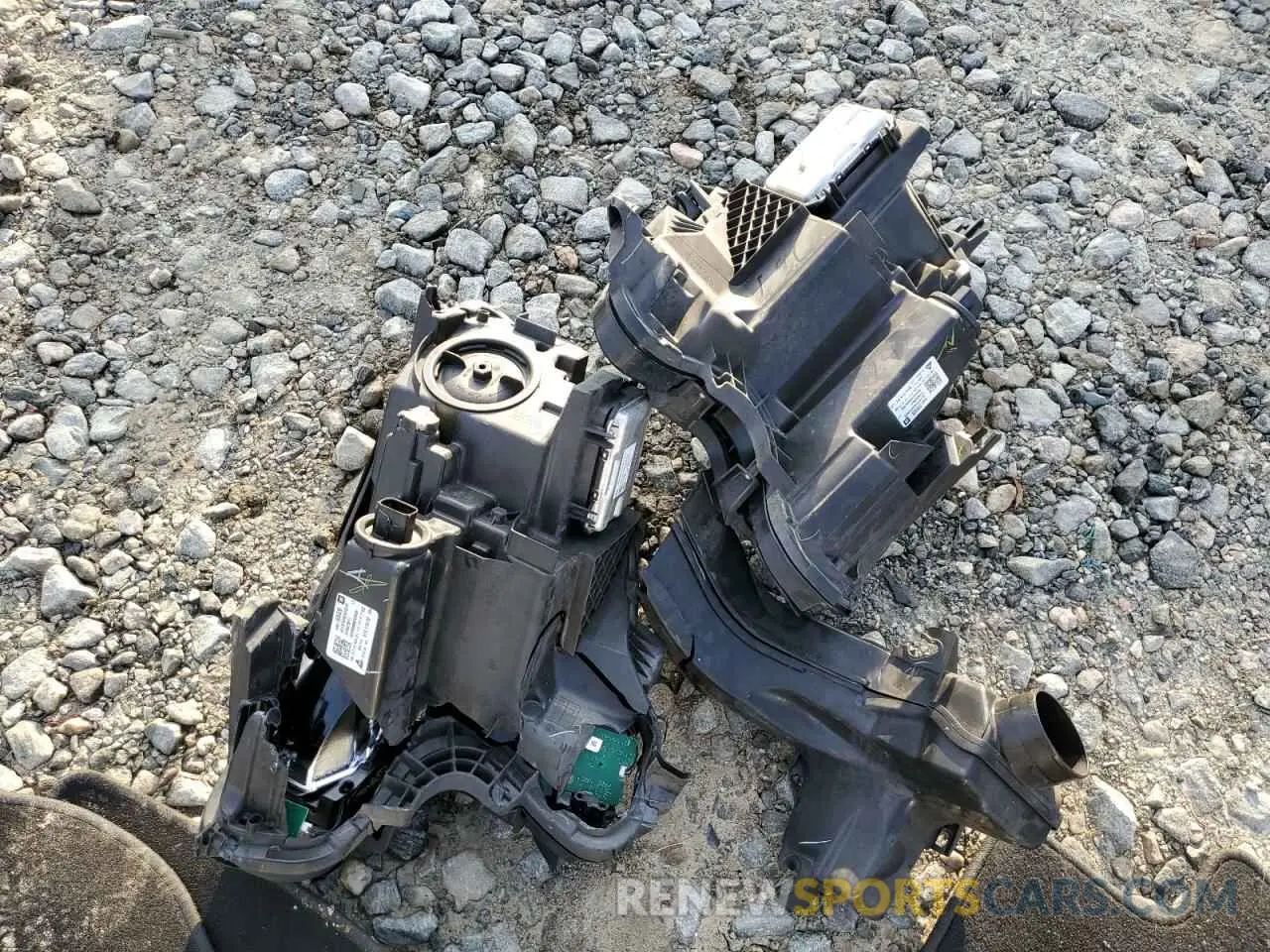 12 Photograph of a damaged car 3GKALPEV4LL272426 GMC TERRAIN 2020