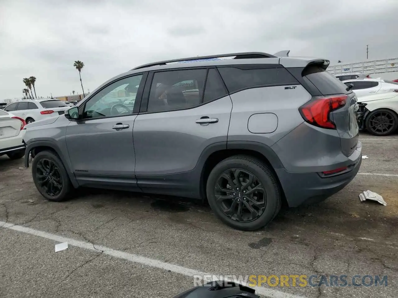 2 Photograph of a damaged car 3GKALPEV5LL260365 GMC TERRAIN 2020