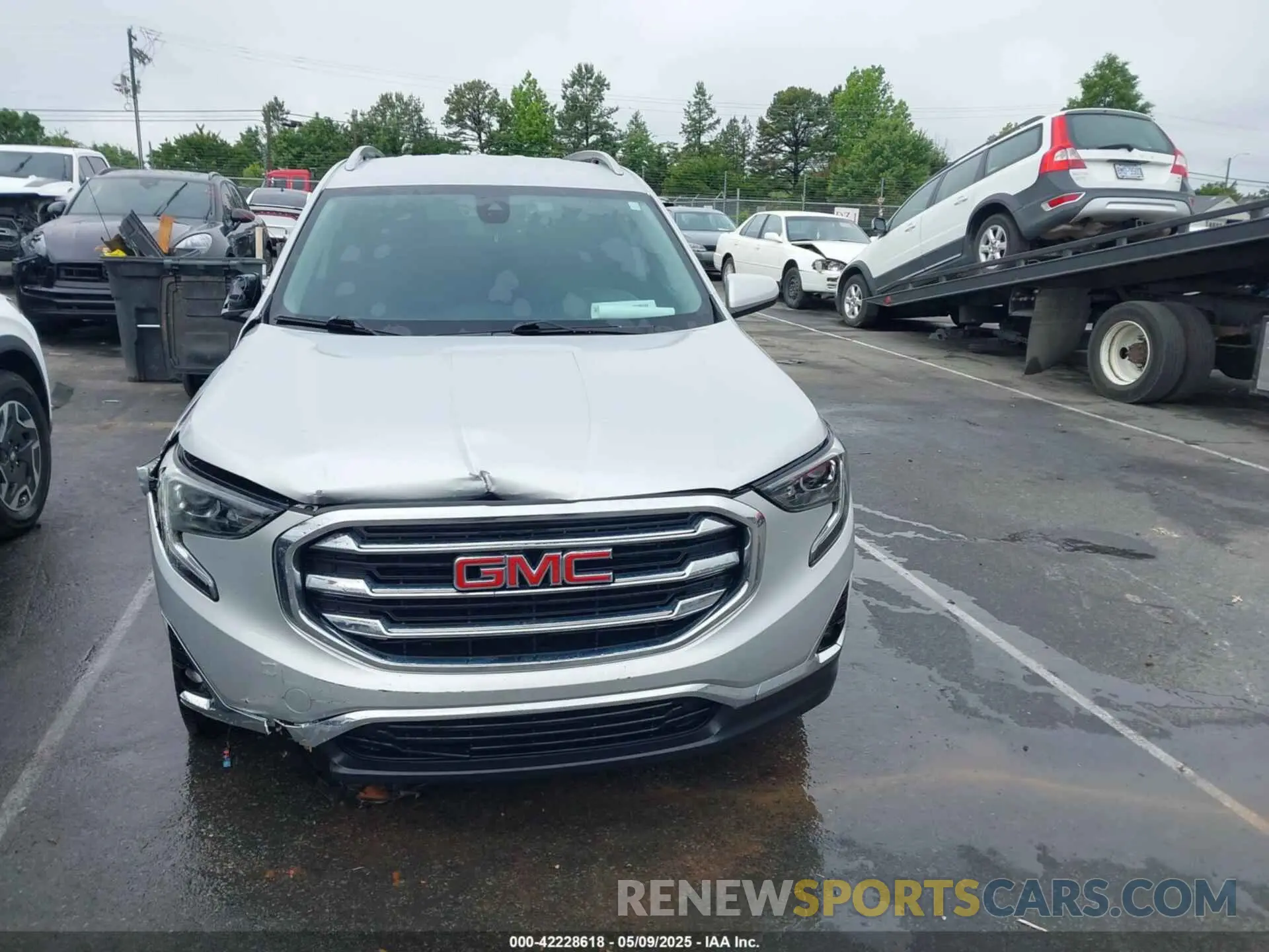 12 Photograph of a damaged car 3GKALPEV6LL136556 GMC TERRAIN 2020