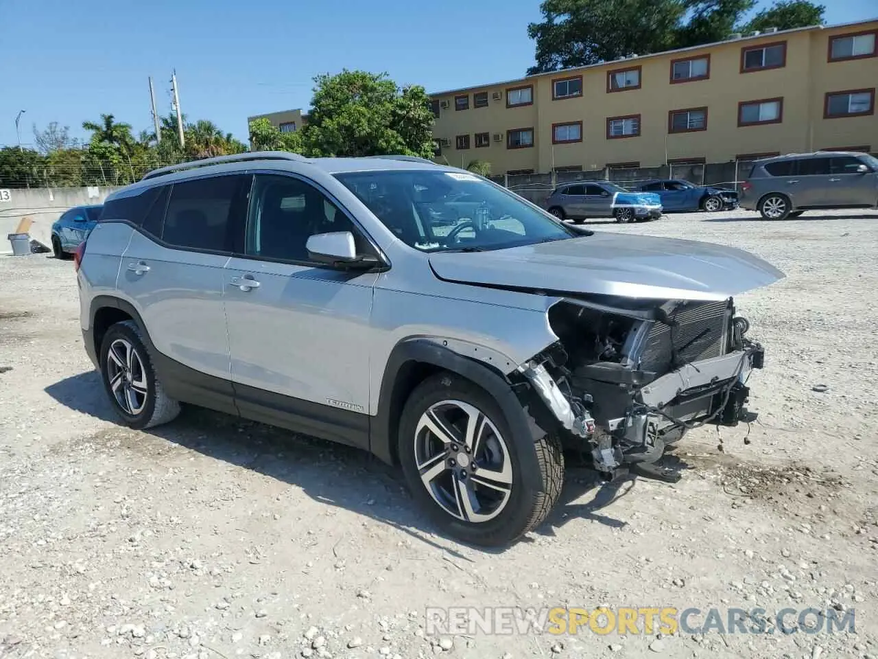 4 Photograph of a damaged car 3GKALPEV6LL216651 GMC TERRAIN 2020