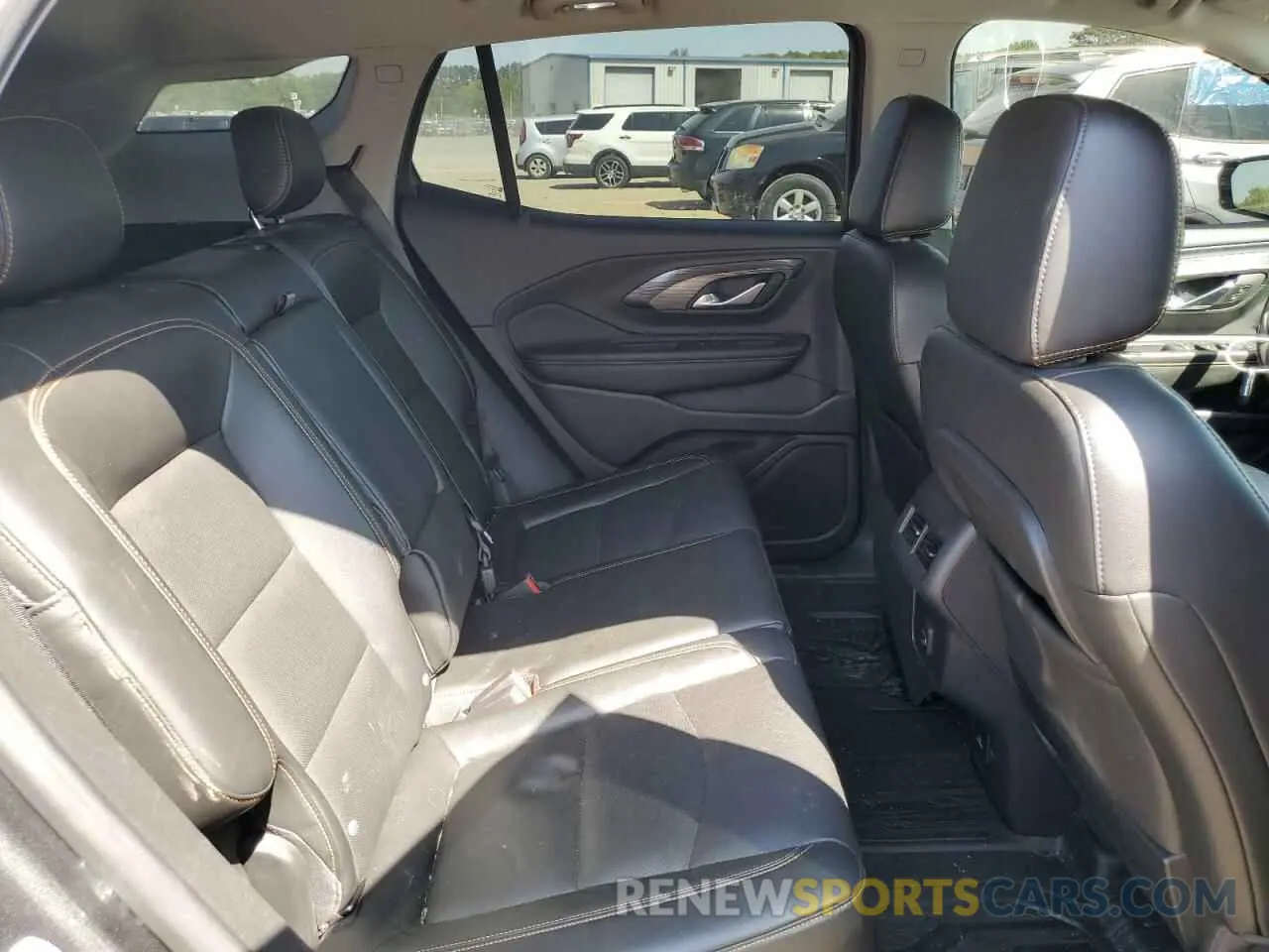 11 Photograph of a damaged car 3GKALPEV6LL259872 GMC TERRAIN 2020