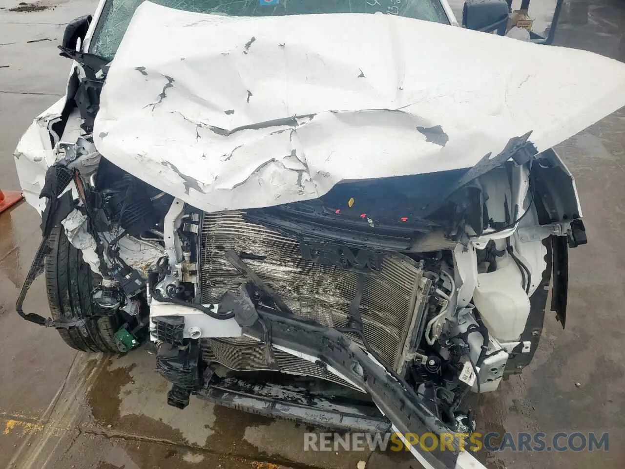 11 Photograph of a damaged car 3GKALPEV6LL341276 GMC TERRAIN 2020