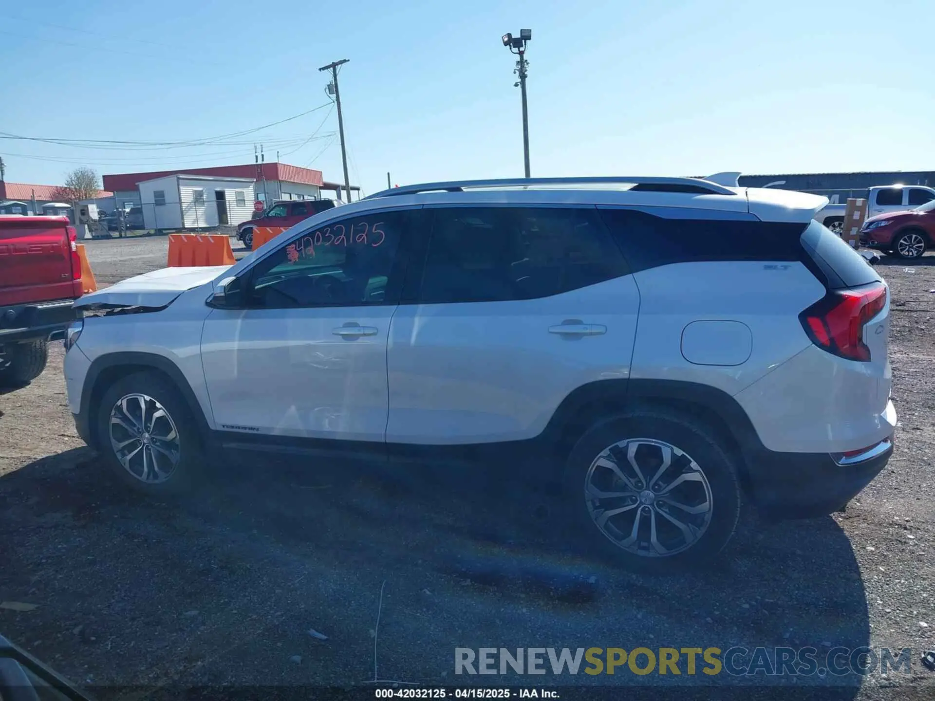 14 Photograph of a damaged car 3GKALPEV7LL146609 GMC TERRAIN 2020