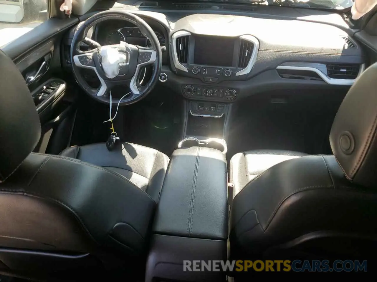 8 Photograph of a damaged car 3GKALPEV7LL282769 GMC TERRAIN 2020