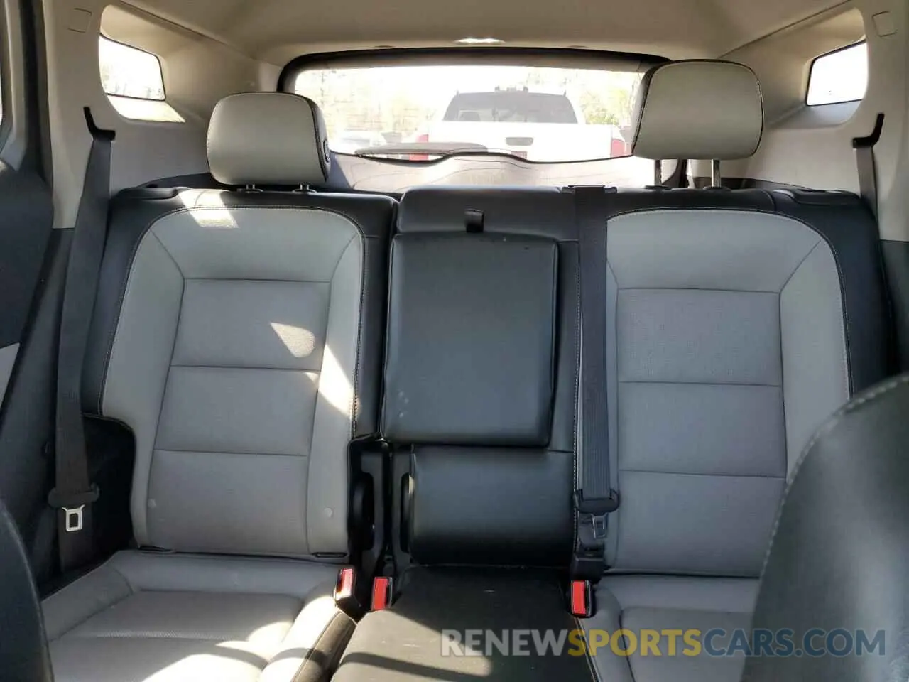 10 Photograph of a damaged car 3GKALPEV8LL149311 GMC TERRAIN 2020