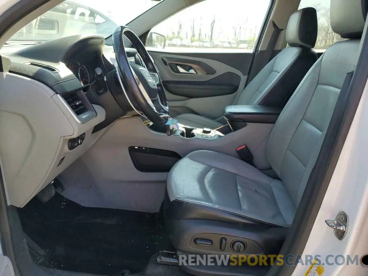 7 Photograph of a damaged car 3GKALPEV8LL149311 GMC TERRAIN 2020