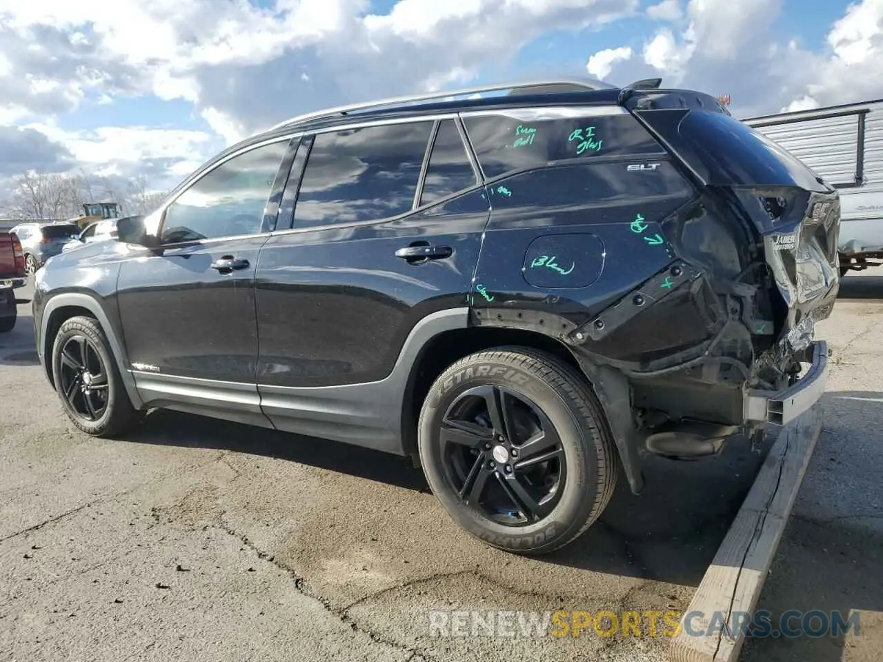 2 Photograph of a damaged car 3GKALPEV8LL167808 GMC TERRAIN 2020