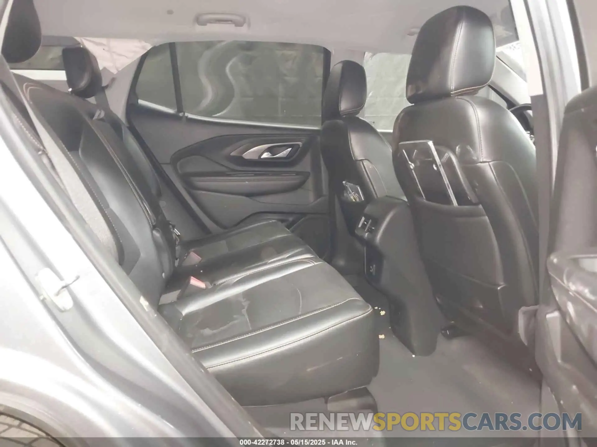 8 Photograph of a damaged car 3GKALPEV8LL179358 GMC TERRAIN 2020