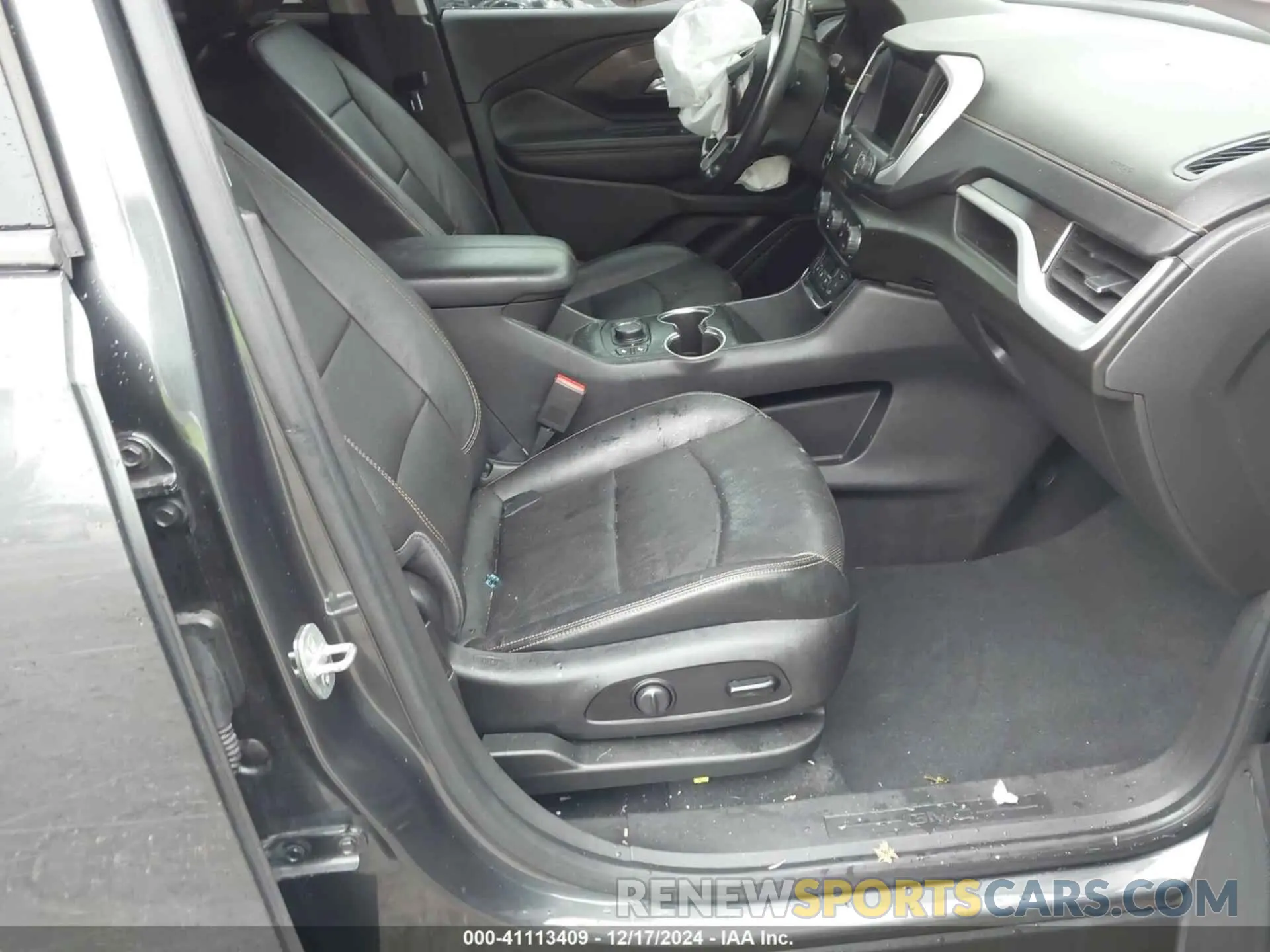 5 Photograph of a damaged car 3GKALPEV8LL179991 GMC TERRAIN 2020