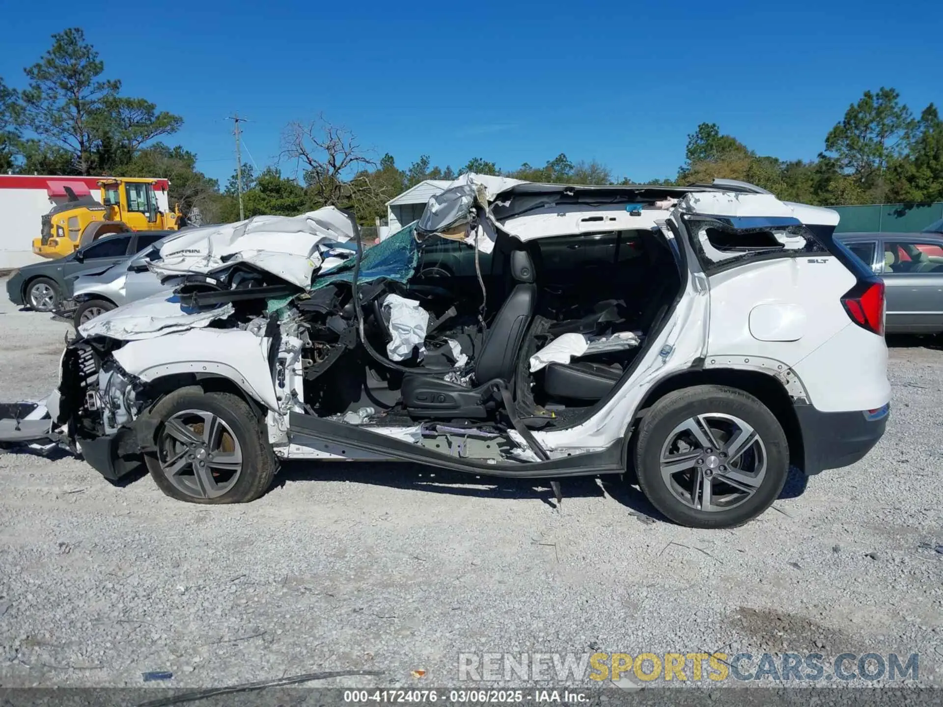14 Photograph of a damaged car 3GKALPEV8LL244239 GMC TERRAIN 2020