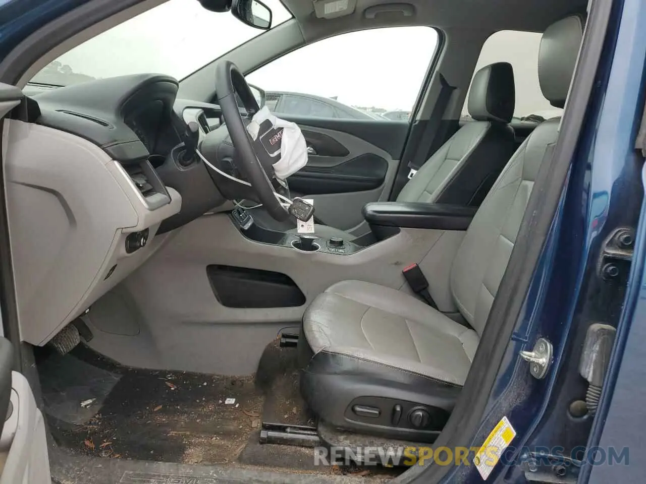 7 Photograph of a damaged car 3GKALPEV8LL340839 GMC TERRAIN 2020