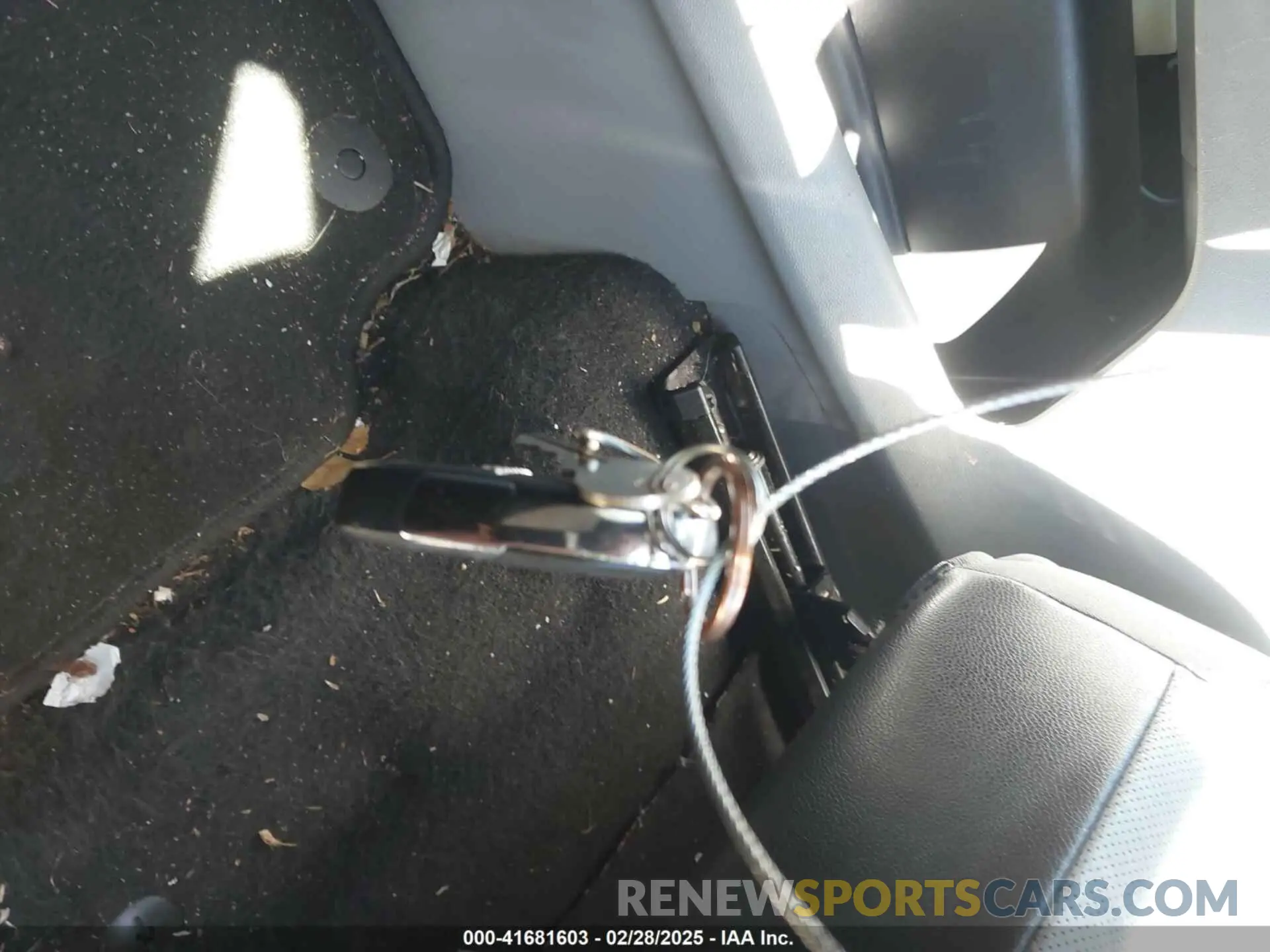 11 Photograph of a damaged car 3GKALPEV9LL251989 GMC TERRAIN 2020